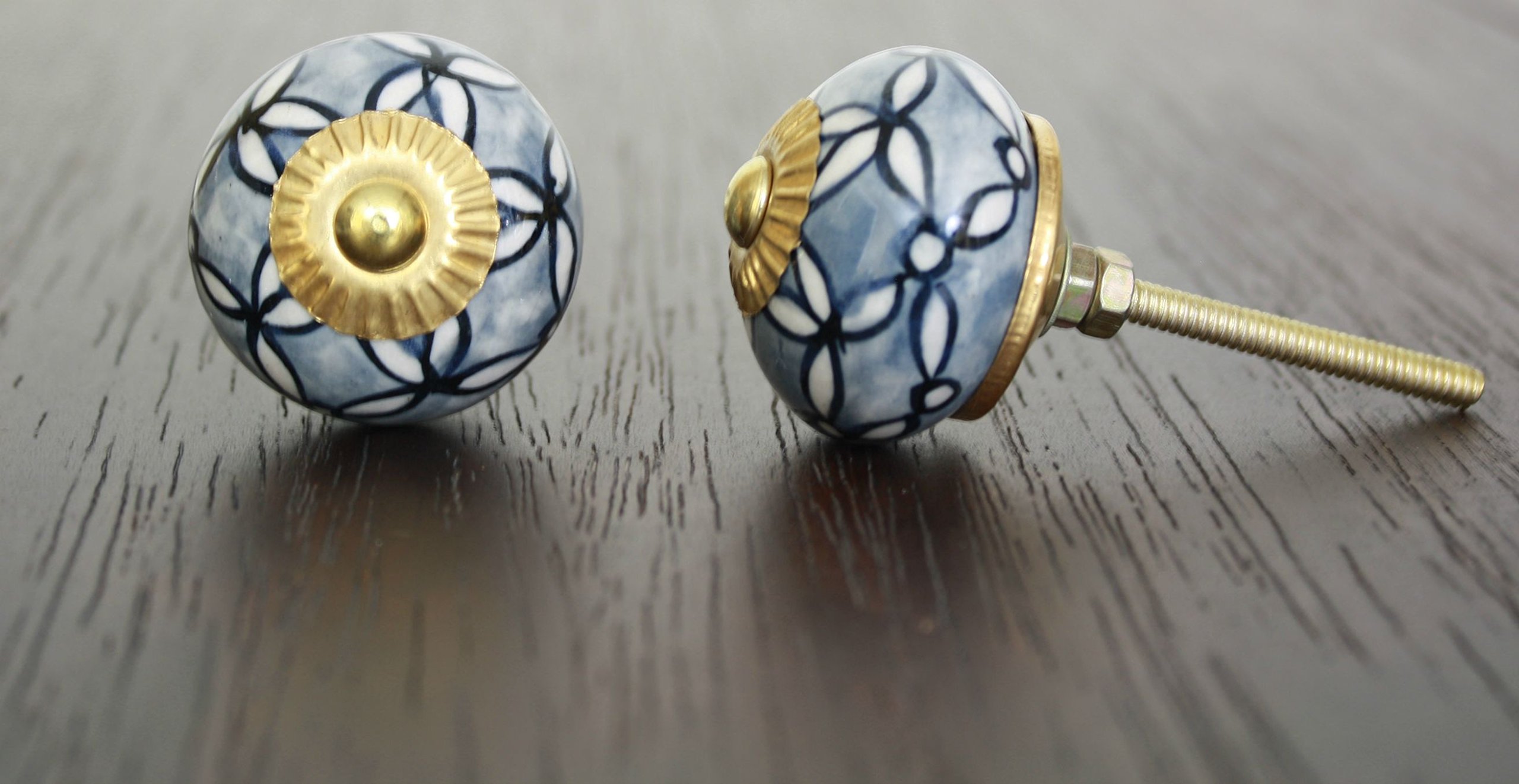 Elegant Ceramic Cabinet & Drawer Knobs - White Floral Design on Gray Background - Set of 4 - Perfect for Kitchen Cabinets, Bathroom Vanities & Furniture Upgrades