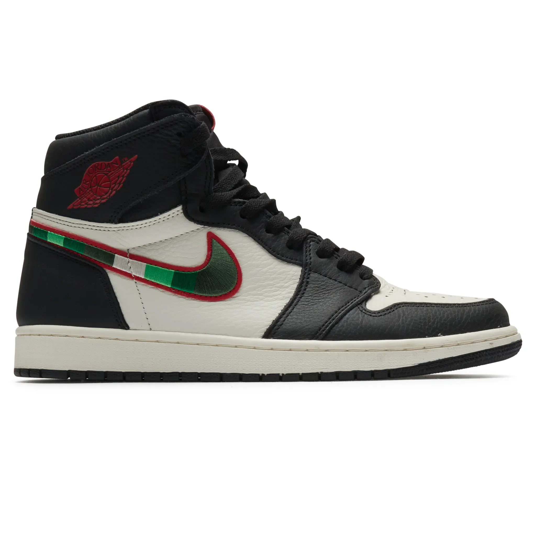 Authentic Pre-Owned Air Jordan 1 Retro High OG 'A Star Is Born' Sneakers - Vintage Basketball Shoes for Collectors & Streetwear Fashion