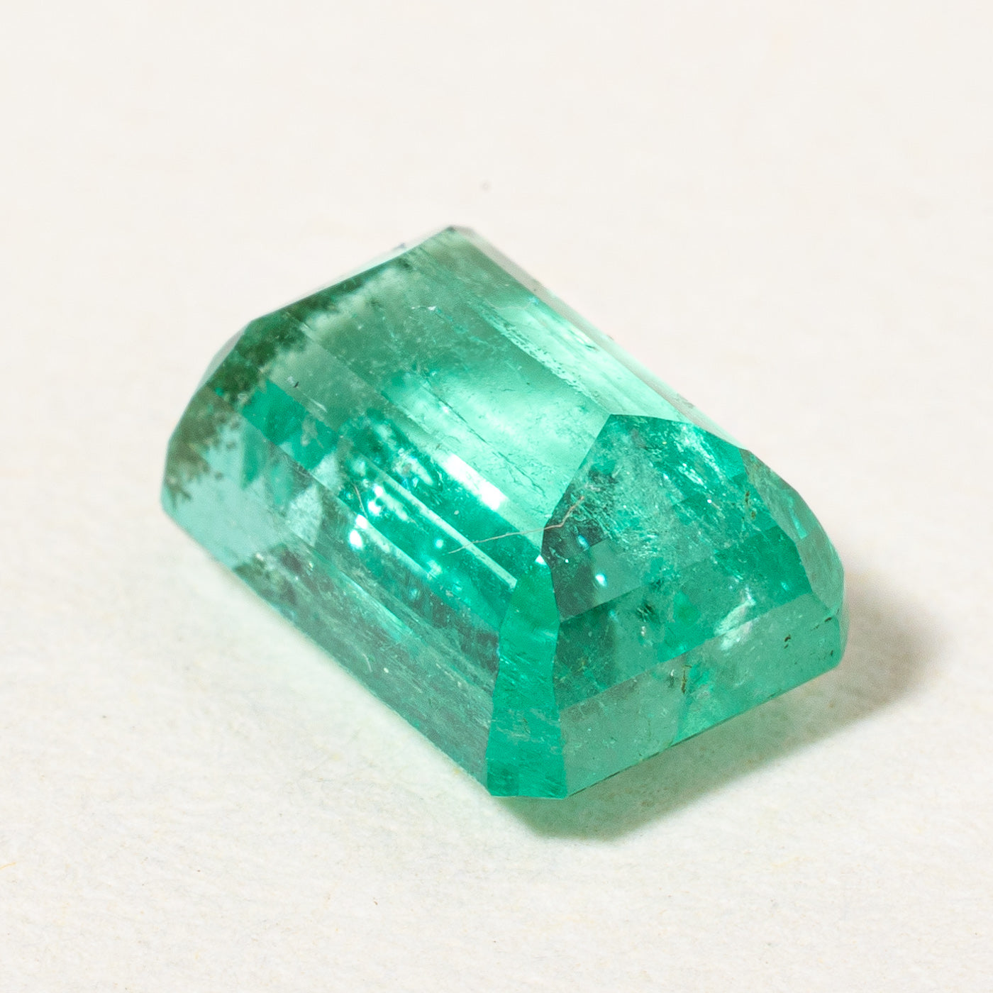 1.55ct Rectangular Step Cut Loose Emerald Gemstone for Jewelry Making - Engagement Rings, Pendants & Earrings | Natural Green Emerald Stone for DIY Crafting