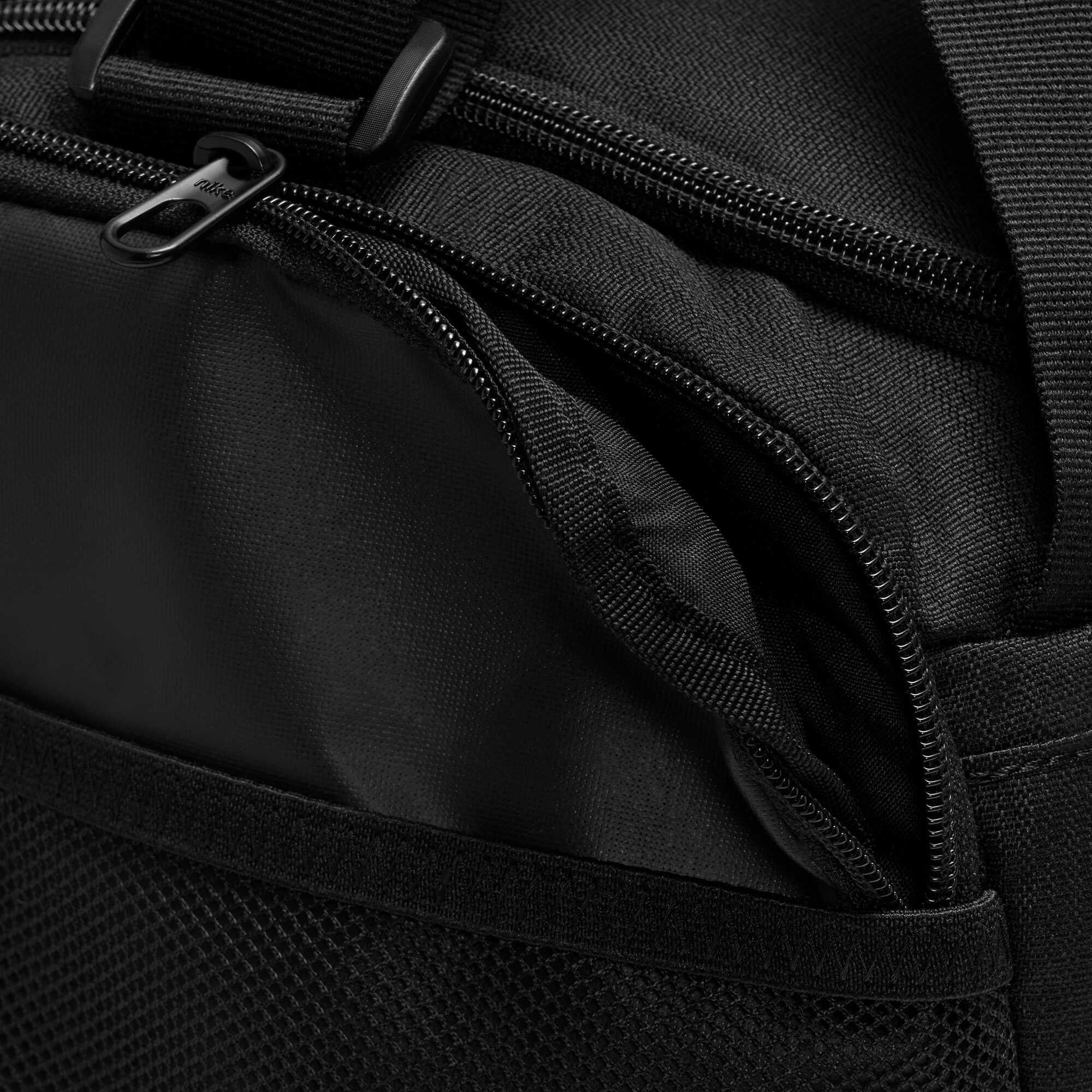 Brasilia 9.5 Training 25L Extra Small Duffel Bag - Lightweight Gym Bag for Workout, Travel & Sports - Perfect for Yoga, Fitness & Weekend Getaways
