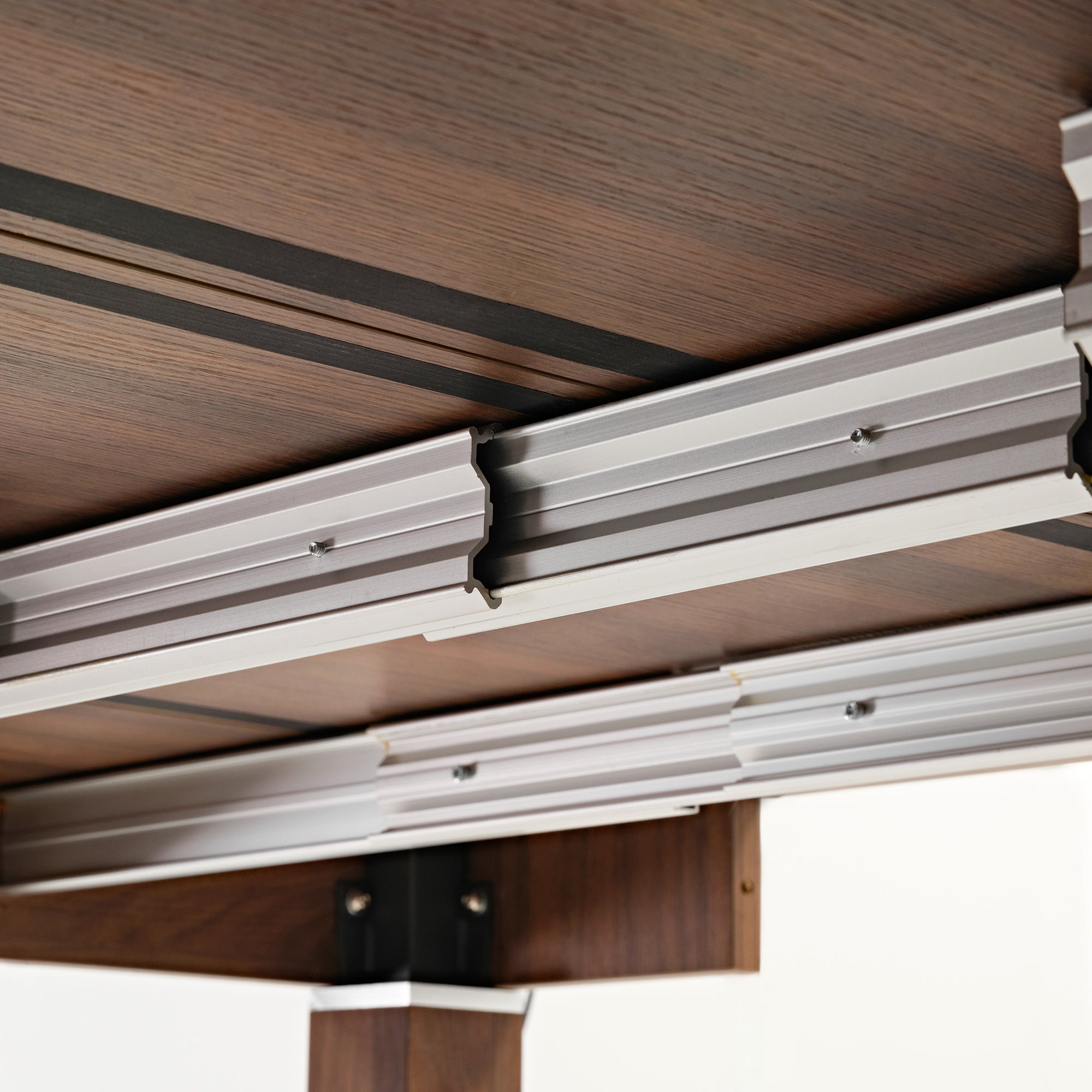 Extendable Walnut Dining Table 39-98 Inches - Noah Solid Wood Expandable Table for Family Gatherings & Dinner Parties