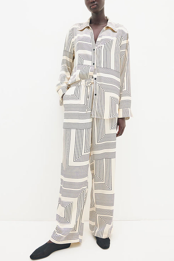 Stylish Printed Lapel Long Sleeve Blouse with Elastic Waist Casual Pants Set - Women's Loose Fit Wide Leg Trousers & Pocket Details for Office, Travel and Everyday Wear
