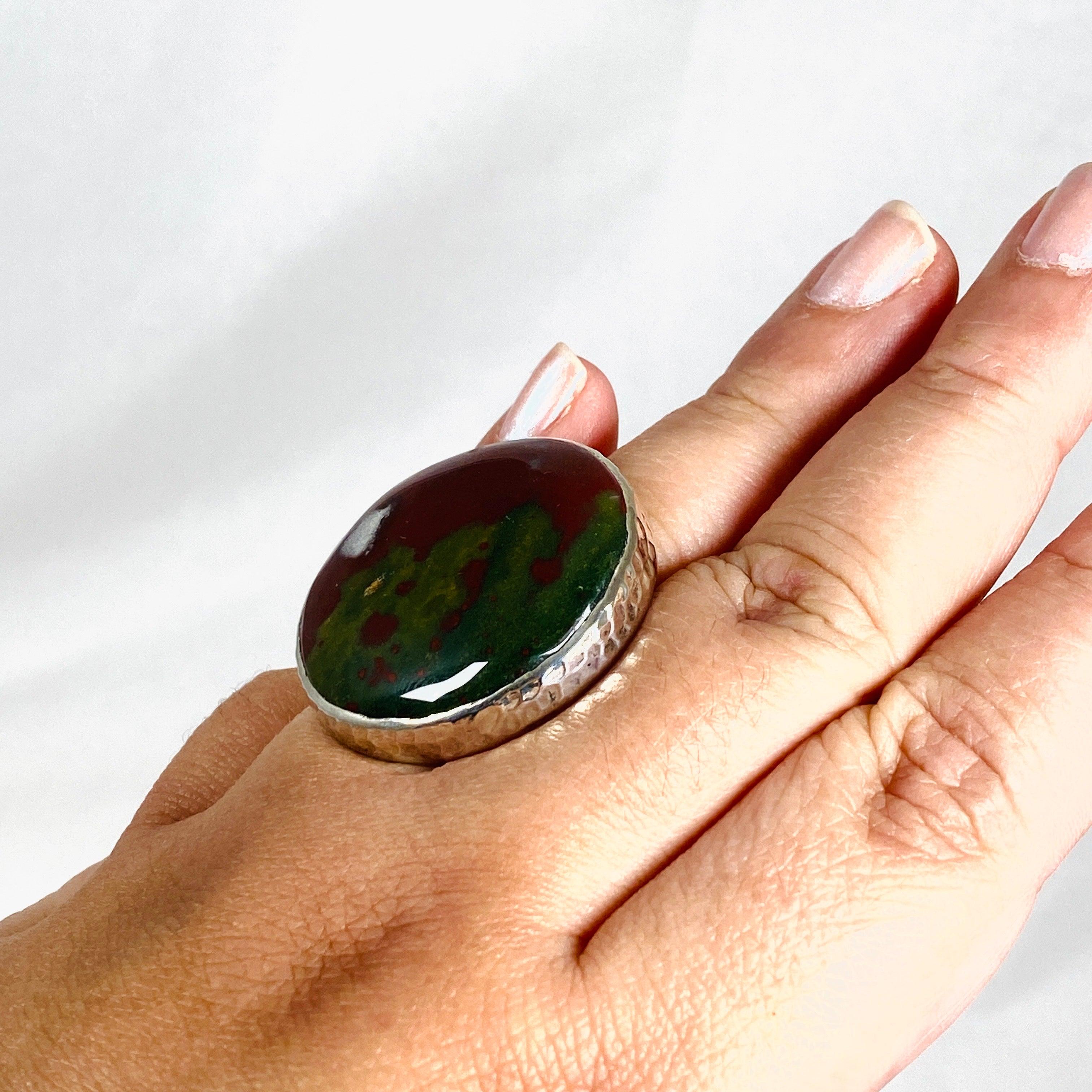 Bloodstone Round Hammered Band Ring for Men & Women - Size 10 - KRGJ1256 - Perfect for Everyday Wear, Gifts & Spiritual Healing Jewelry