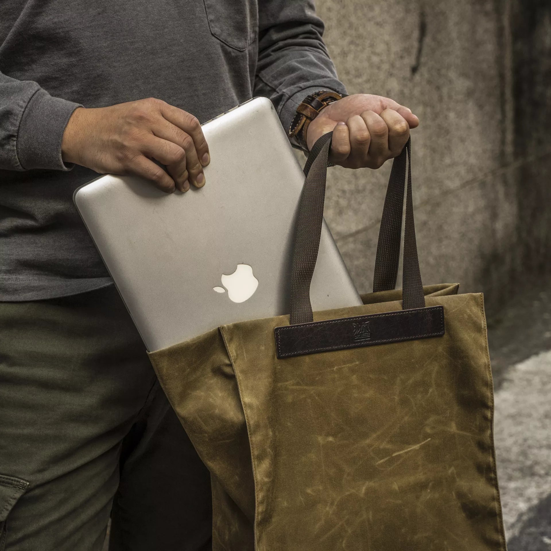 18L Foldable Nylon Shopping Bag - Lightweight, Durable & Reusable - Perfect for Groceries, Travel & Outdoor Activities