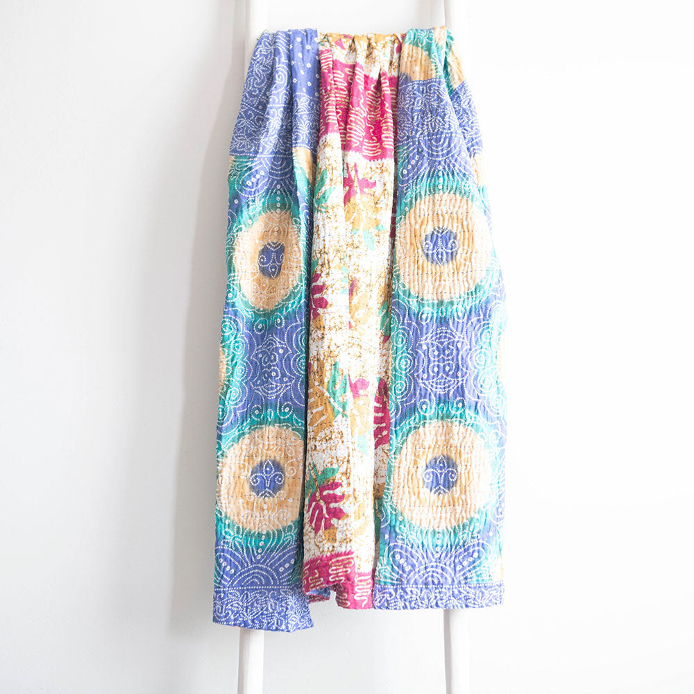Large Kantha Quilt LK415 - Handmade Cotton Patchwork Bedspread | Perfect for Boho Bedroom Decor, Cozy Throw Blanket & Unique Home Gift