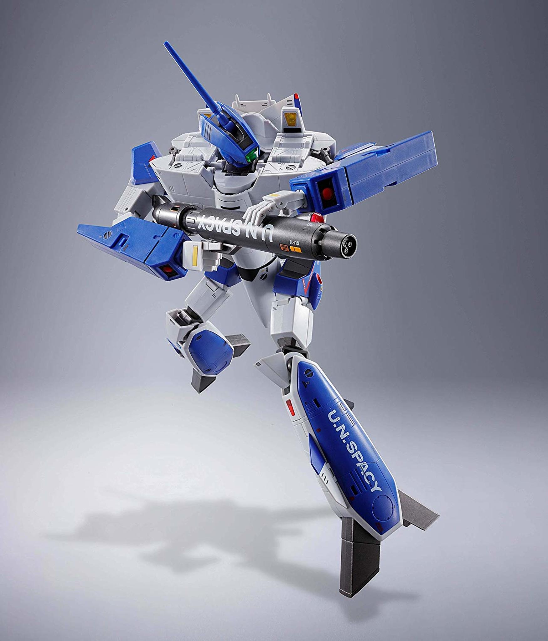 Bandai DX Chogokin Macross VF-1A Valkyrie Maximilian Jenius Custom Action Figure - Collectible Anime Robot Toy for Display & Play - Perfect for Anime Fans & Model Collectors