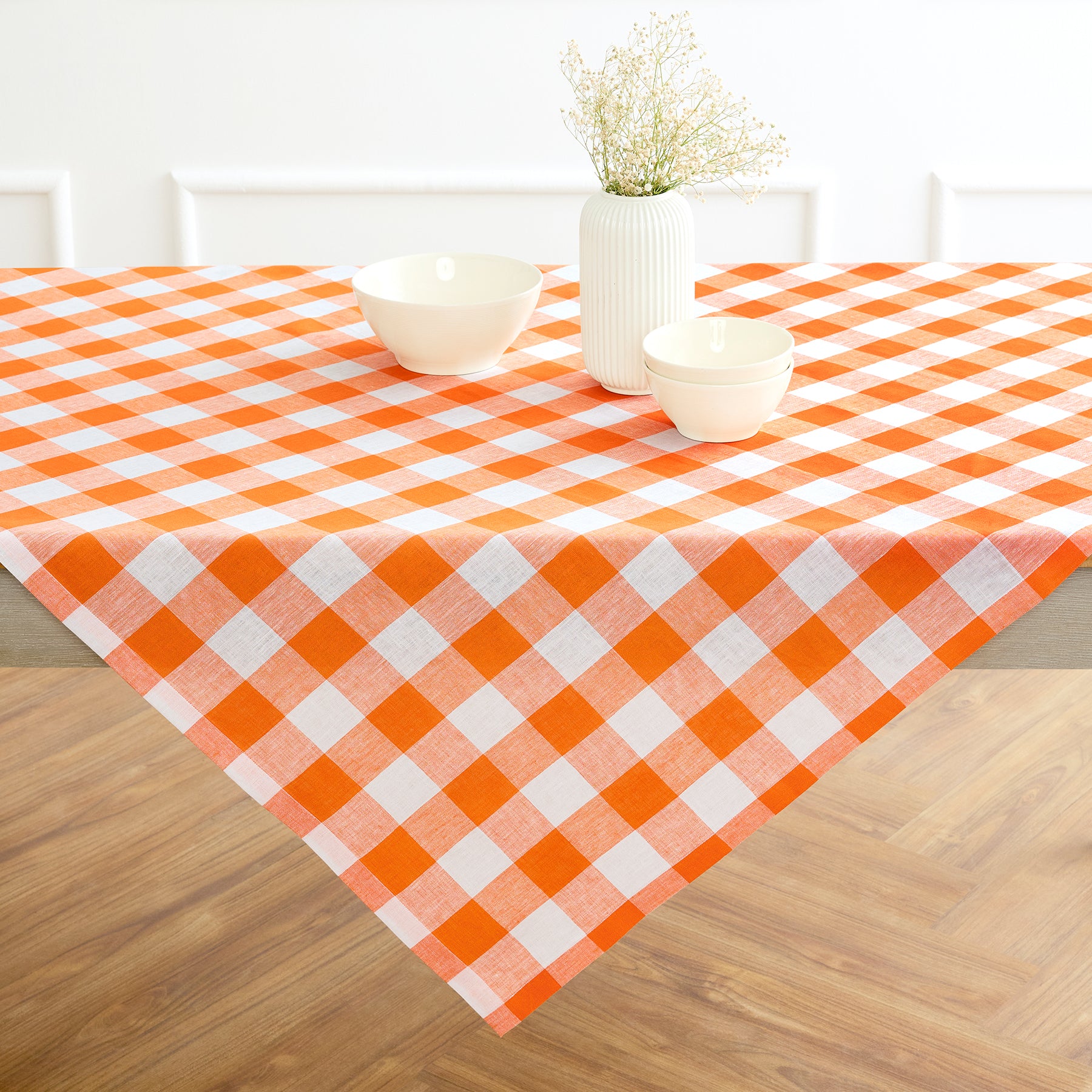 Buffalo Check Table Throw - Soft and Durable Plaid Table Cover for Kitchen, Dining Room, and Picnic - Perfect for Holiday Decor and Outdoor Gatherings