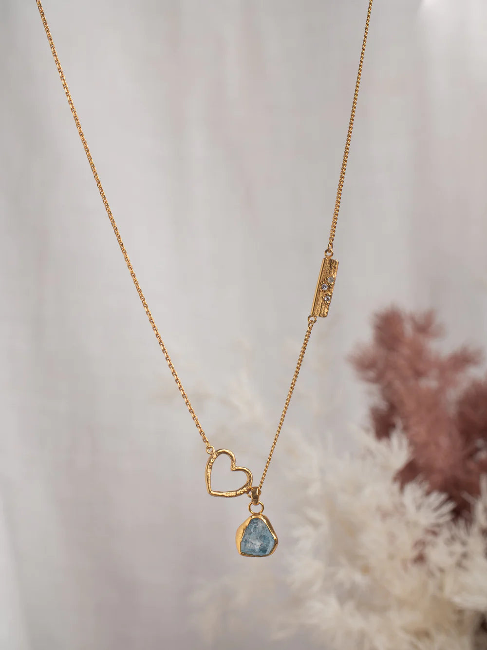 Elegant Cinta Necklace for Women - Sterling Silver Heart Pendant with Adjustable Chain - Perfect for Valentine's Day, Anniversary & Romantic Gifts