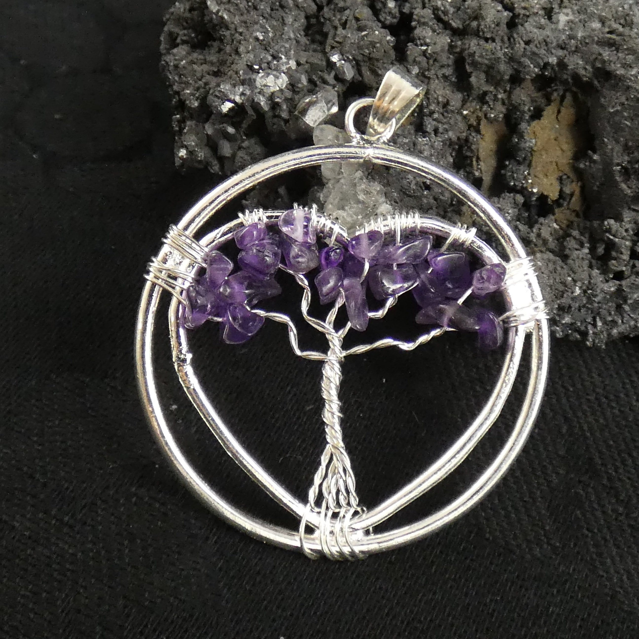Amethyst Tree of Life Heart Pendant Necklace - Spiritual Healing Crystal Jewelry for Women - Perfect for Meditation, Yoga & Gift Giving