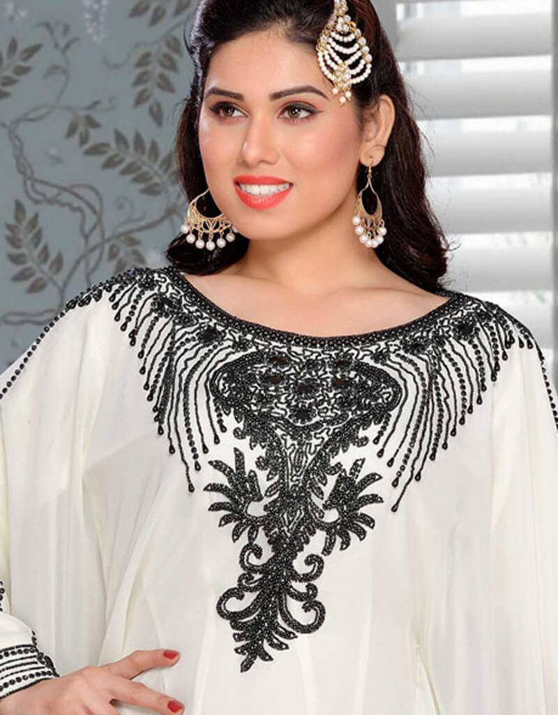 Exquisite Embroidered Kaftan Dress with Farasha Design - Elegant Muslim Women's Abaya for Special Occasions & Evening Wear