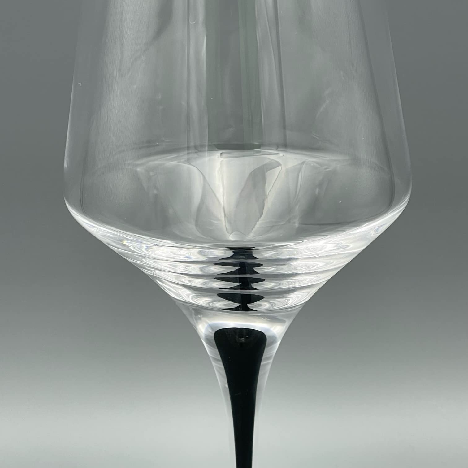 Orrefors Metropol Crystal Clear White Wine Glasses (Set of 2) - Elegant Stemware for Chardonnay, Sauvignon Blanc & Fine Dining - Perfect for Wedding Gifts, Dinner Parties & Home Entertaining