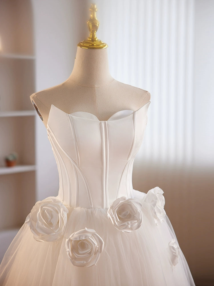 Elegant White Tulle and Satin Short Prom Dress for Homecoming - Perfect for School Dances, Parties & Special Occasions