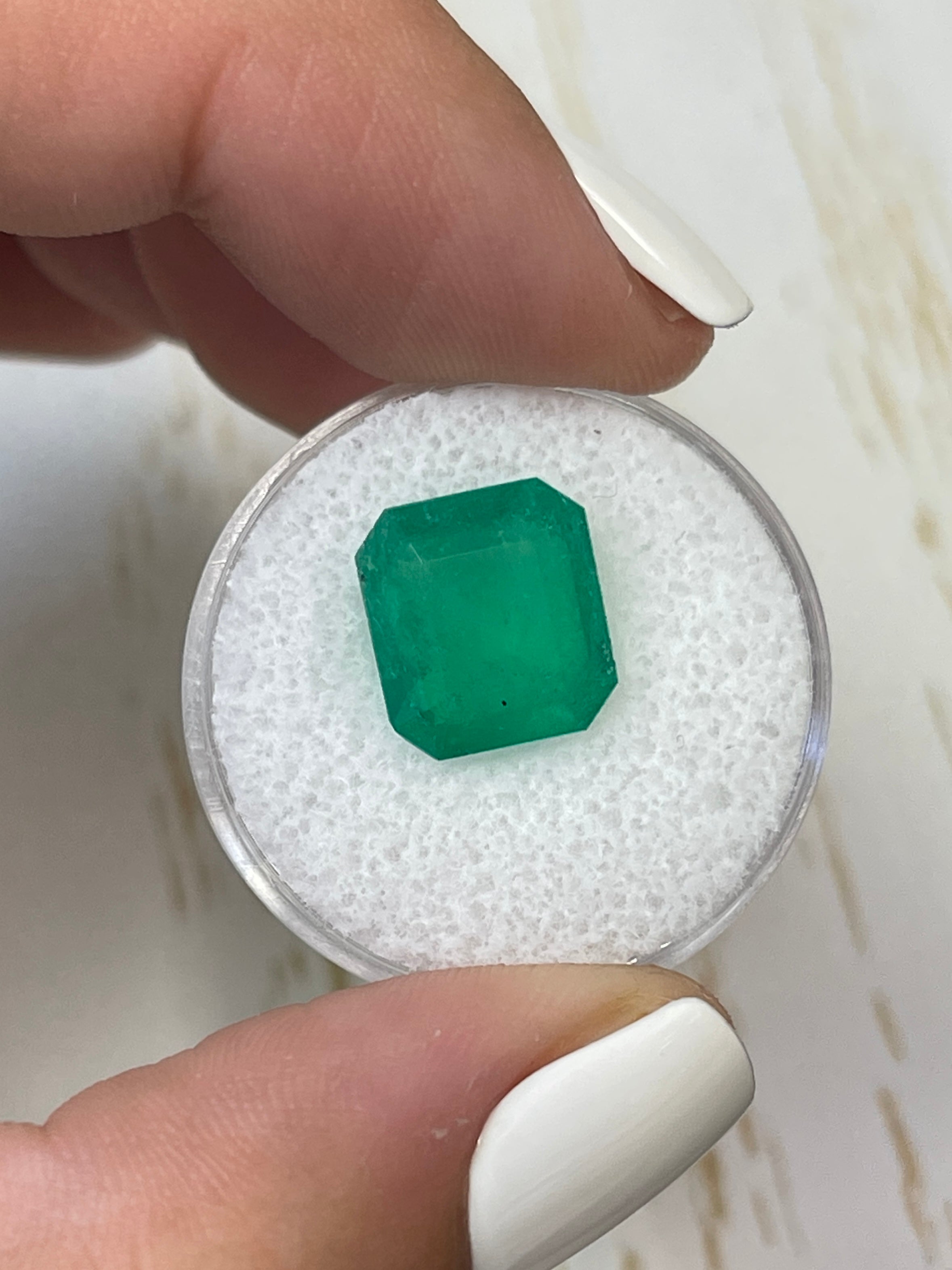4.56 Carat Natural Loose Colombian Emerald Gemstone - 11.5x10.5mm Emerald Cut for Jewelry Making, Engagement Rings & Luxury Gifts