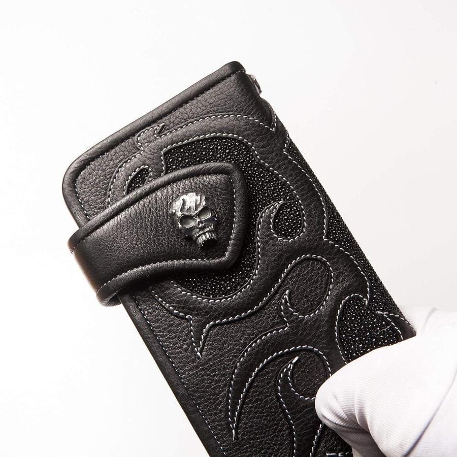 Premium Stingray Leather Skull Concho Biker Wallet for Men - Durable Long Wallet with Unique Skull Design - Perfect for Motorcycle Riders & Biker Enthusiasts
