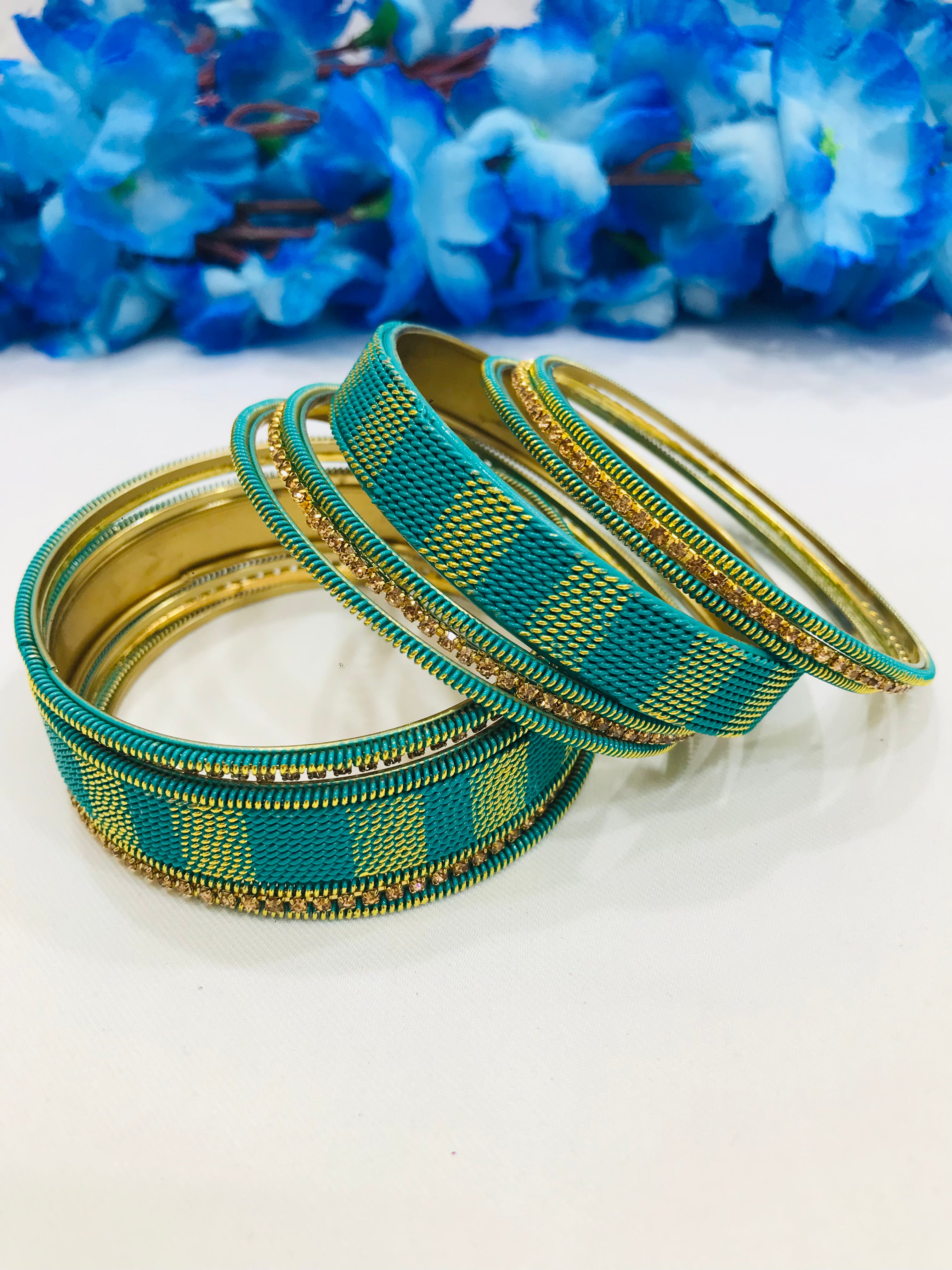 Stylish Teal Green Spiral Metal Bangles for Women - Fashion Jewelry Accessory for Parties, Weddings & Everyday Wear