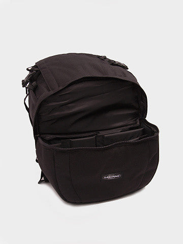 EASTPAK Haster Backpack - Durable Laptop Backpack for School, Work & Travel - Water-Resistant, Spacious & Stylish Daypack for Men & Women - Perfect for Commuting, College & Outdoor Adventures
