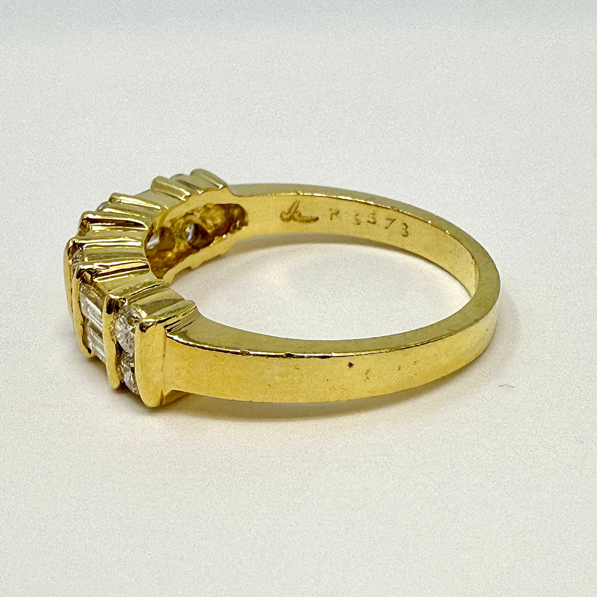 18K Gold Diamond Ring for Women - Elegant Jeff Cooper Jewelry for Engagement, Wedding & Special Occasions