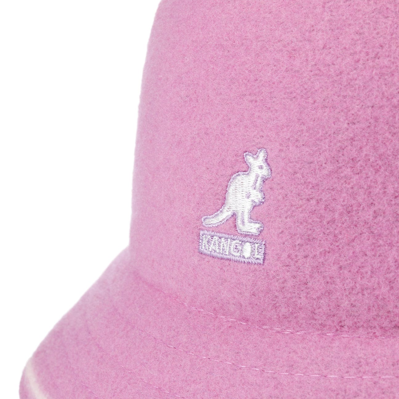 Kangol Stripe Casual Slouch Hat for Women & Men - Trendy Knit Beanie for Winter, Fall & Outdoor Activities