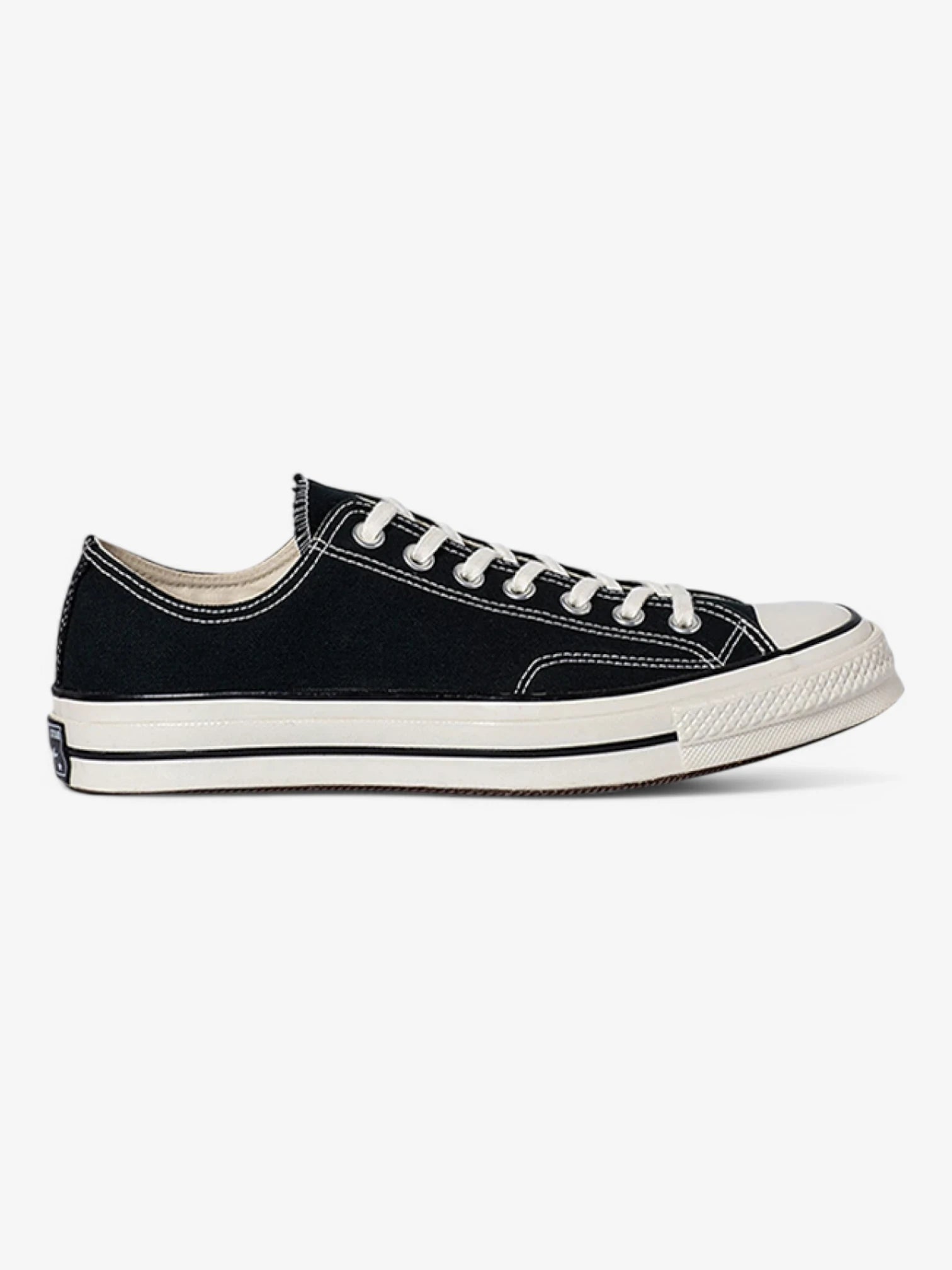 Converse Chuck 70 Ox Sneakers - Black & White Classic Low Top Canvas Shoes for Men & Women | Casual Wear, Street Style, Everyday Comfort