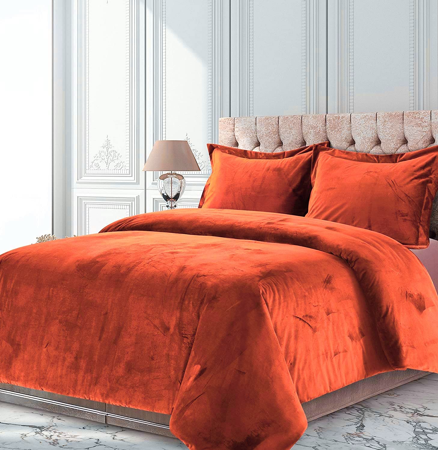 Luxury Velvet Comforter Set - Oversized Queen 3 Piece (Comforter + 2 Pillowcases) | Crushed Velvet 300 GSM Duvet Cover | Sherpa Quilted Insert | Soft Bedding for Cozy Nights | Perfect for Master Bedroom, Guest Room & Winter Sleep