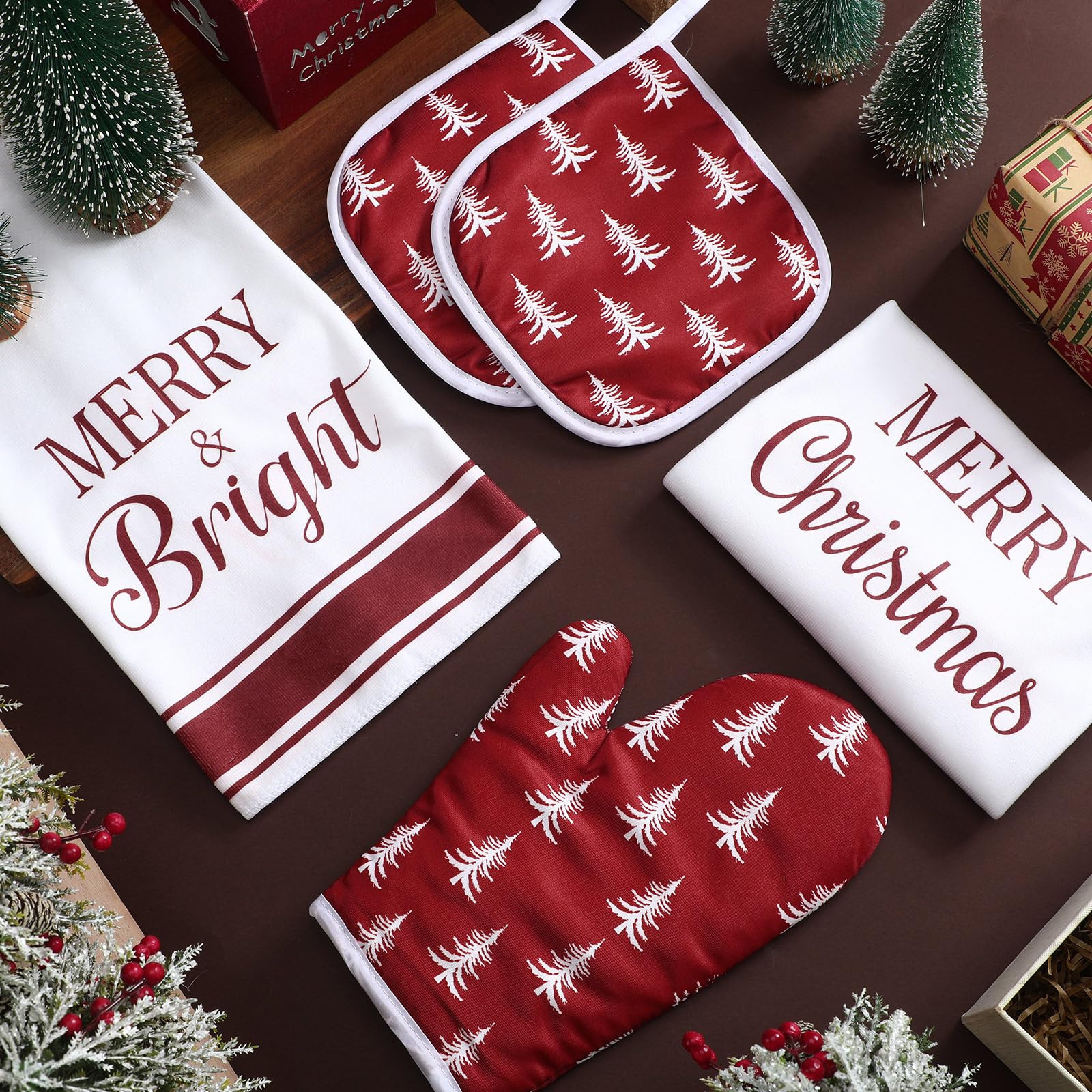 5-Piece Neutral Christmas Kitchen Towels, Oven Mitts & Pot Holder Set - Modern Holiday Decor for Farmhouse Kitchens - Xmas Tree Design - Perfect for Baking, Cooking & Festive Home Decor (Red)