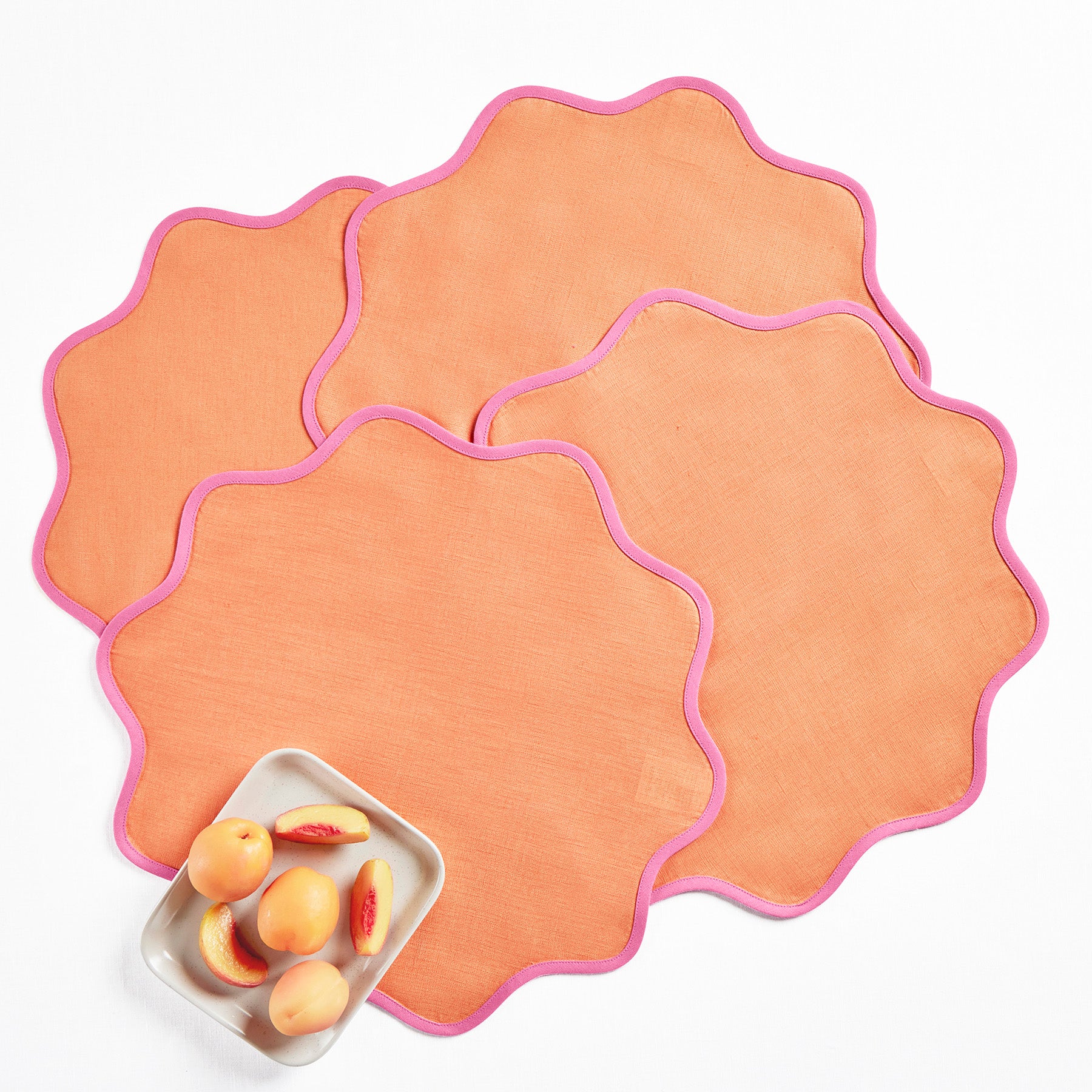 Giselle Scallop Edge Placemats Set of 4 - Elegant Round Table Mats for Dining, Kitchen, Party & Home Decor
