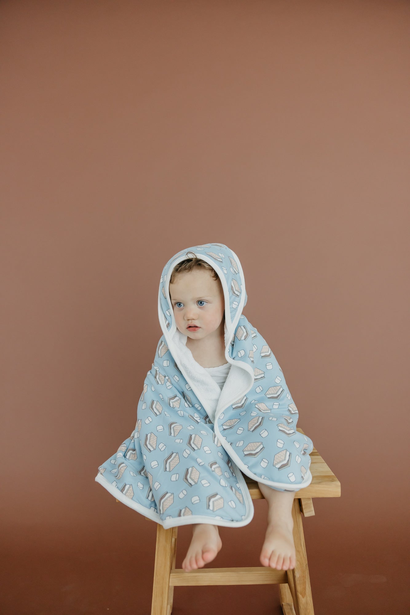 Premium Baby Knit Hooded Towel - Soft & Absorbent for Newborns & Toddlers - Cute S'mores Design - Perfect for Bath Time, Swimming & Photo Shoots