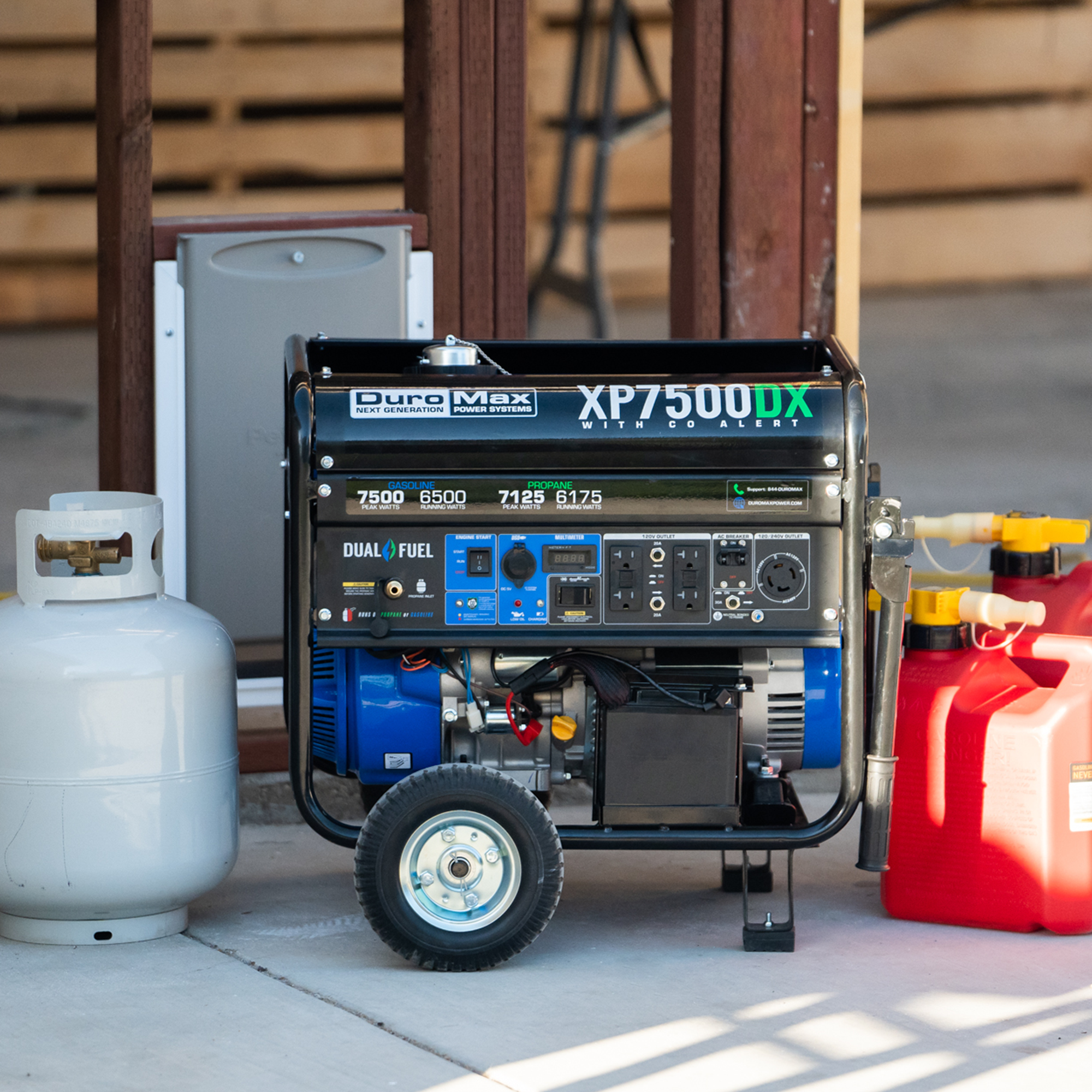 7,500 Watt Dual Fuel Portable Generator with CO Alert - Reliable Backup Power for Home, Camping & Outdoor Emergencies