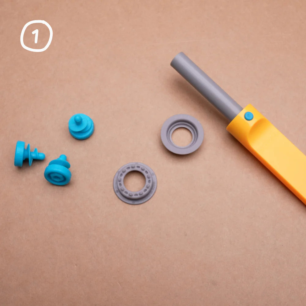 Makedo ROTO RING - Reusable Plastic Connectors for DIY Cardboard Projects | Perfect for STEM Education, Kids Crafts & Creative Building at Home or School