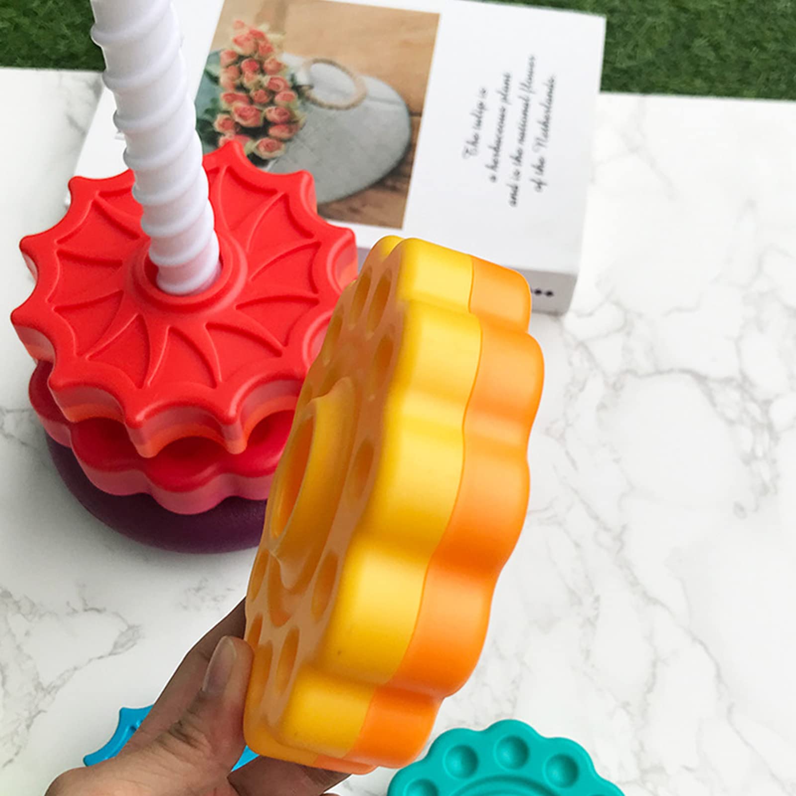Ailopta Rainbow Spinning Stacking Toy - Baby Sensory Stacking Rings for Brain Development & Fine Motor Skills | Montessori Learning Toy for 1 Year Old Toddlers | Perfect for Playtime, Early Education & Sensory Exploration