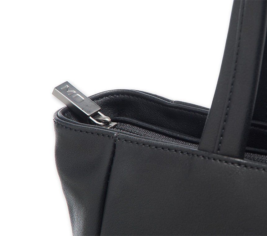 Moleskine Classic Tote Bag for Laptops & Tablets Up to 13 Inches - Perfect for Work, School & Travel | Durable & Stylish Laptop Bag for Professionals & Students