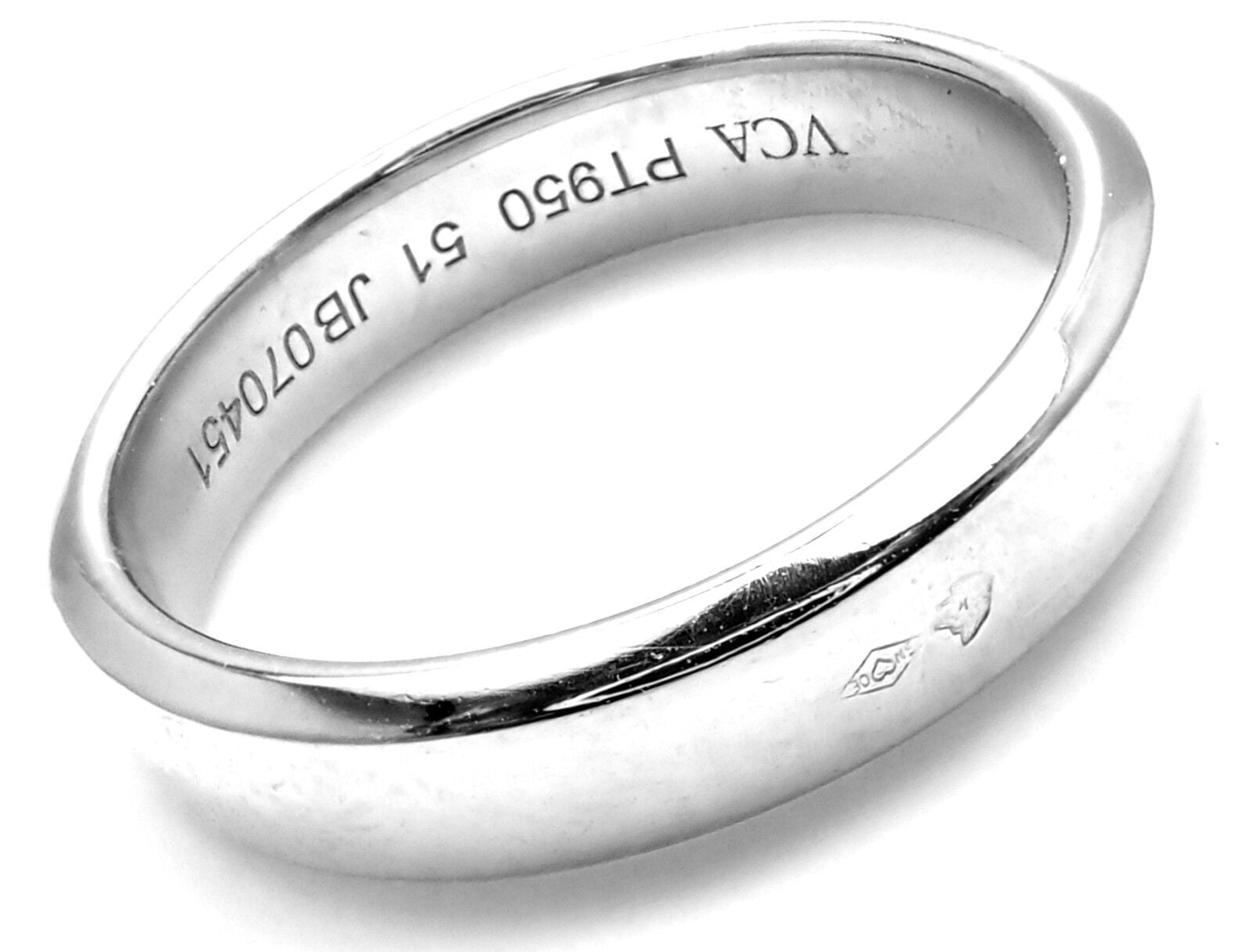 Authentic Van Cleef & Arpels Toujours Platinum 4mm Wide Band Ring Size 51 - Luxury Wedding Band for Women, Perfect for Engagement, Anniversary & Special Occasions