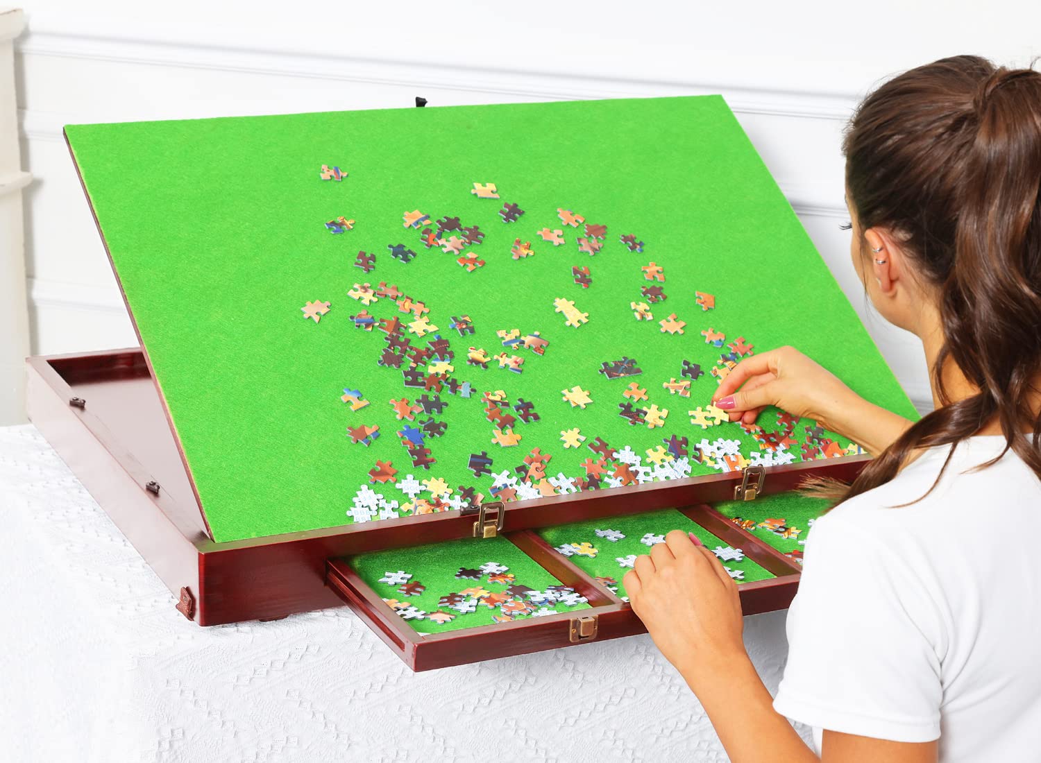 Premium Solid Wood Jigsaw Puzzle Table with Tilting Green Board & Storage Drawers - Foldable Puzzle Board for Adults, 1000 Piece Puzzles - Perfect for Game Nights, Gifts & Puzzle Enthusiasts - Ideal for Living Rooms, Home Offices & Family Gatherings