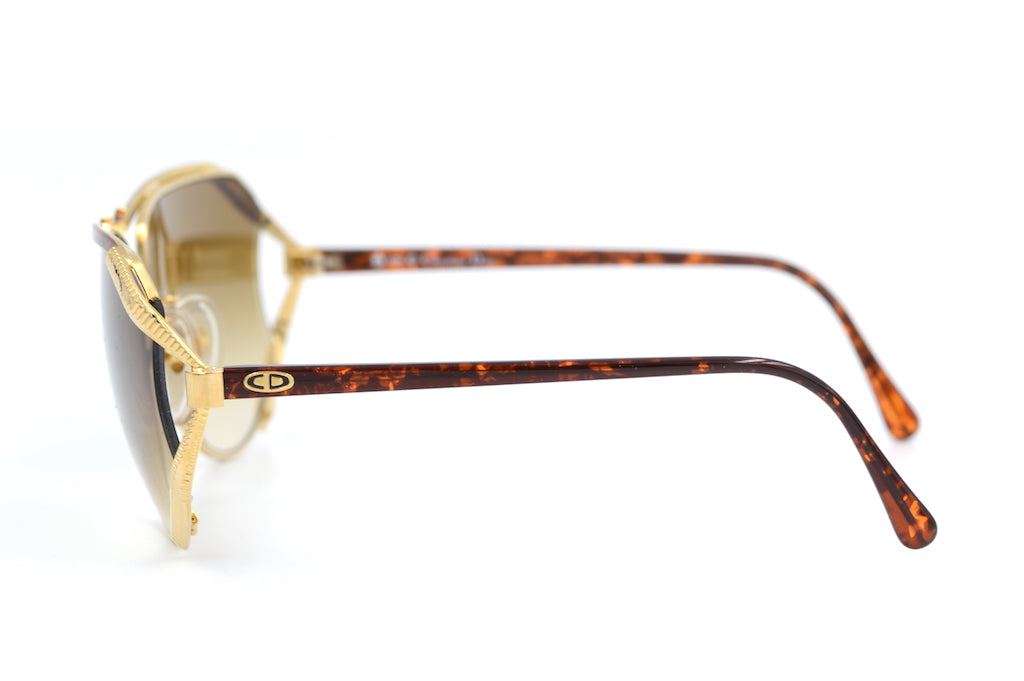 Christian Dior 2609 41 Sunglasses - Luxury Designer Shades for Women & Men | UV Protection, Fashionable & Comfortable | Perfect for Beach, Driving & Outdoor Activities
