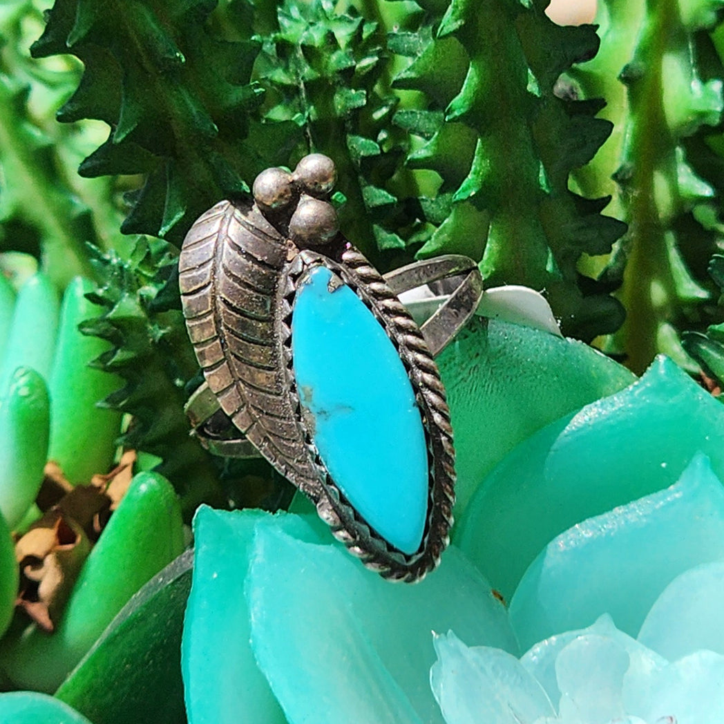 Vintage Leaf Ring - Elegant Botanical Jewelry for Women, Nature-Inspired Sterling Silver or Gold Plated Ring, Perfect for Everyday Wear, Gift Giving, and Boho Fashion