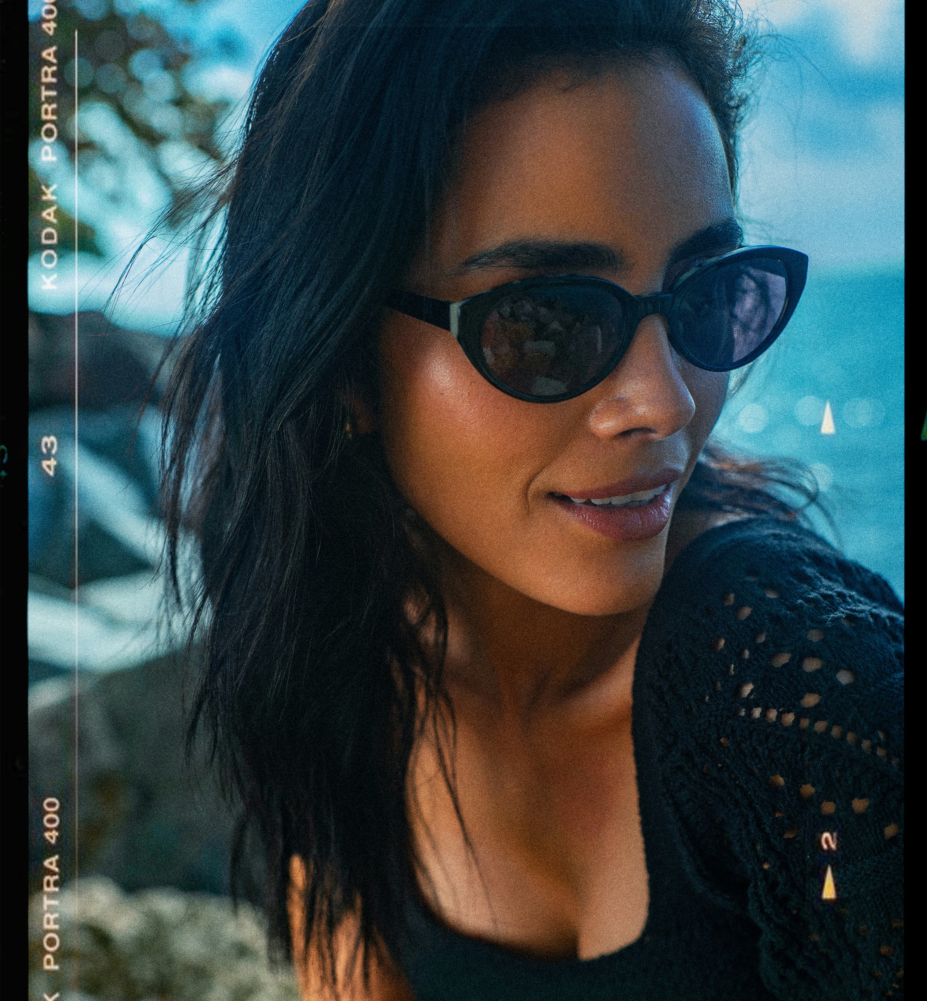 Stylish Mirror Sunglasses for Men & Women - UV Protection, Polarized, Trendy Aviator Design - Perfect for Driving, Beach, and Outdoor Activities