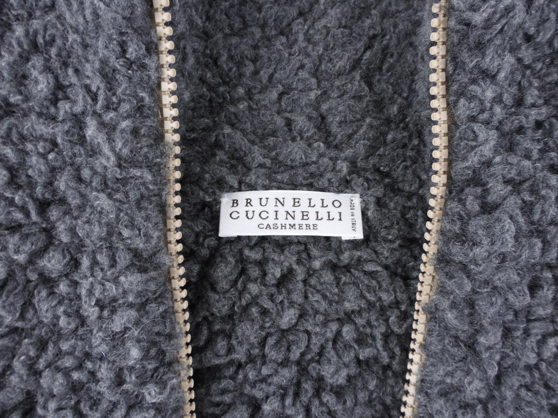 Brunello Cucinelli Grey Cashmere Blend Fleece & Nylon Zip Front Jacket - Stylish Winter Coat for Men, Perfect for Business Casual & Outdoor Activities