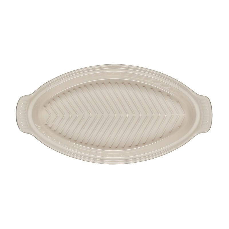 Le Creuset 1.7 Quart Fish Baker in Sea Salt - Premium Enameled Cast Iron Baking Dish for Fish, Vegetables & Casseroles - Perfect for Oven Baking & Serving at Dinner Parties