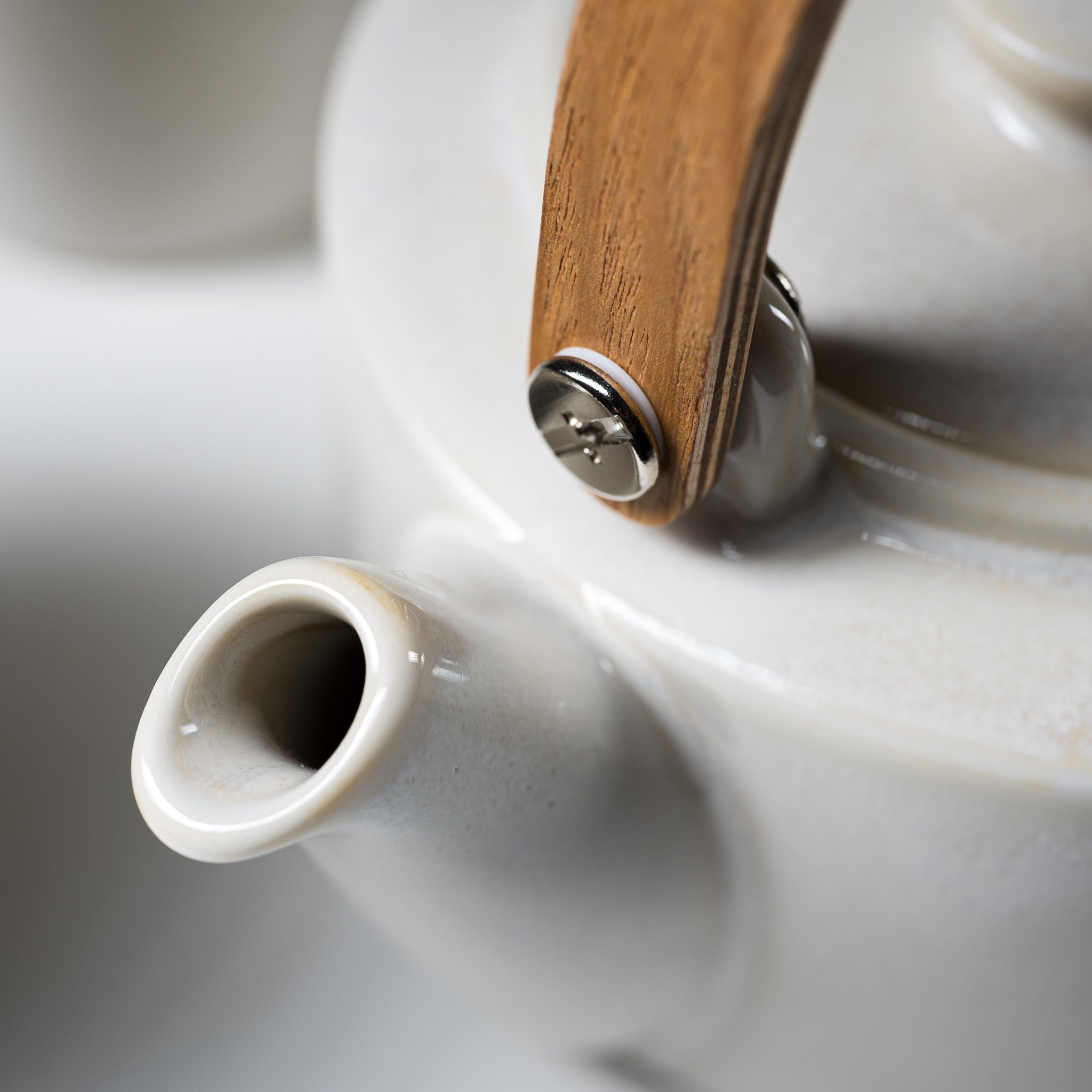 Premium Wooden Handle Teapot 420ml with Infuser - Elegant Tea Gift Set for Loose Leaf Tea | Perfect for Home, Office & Afternoon Tea Parties (SYO Tea Set)