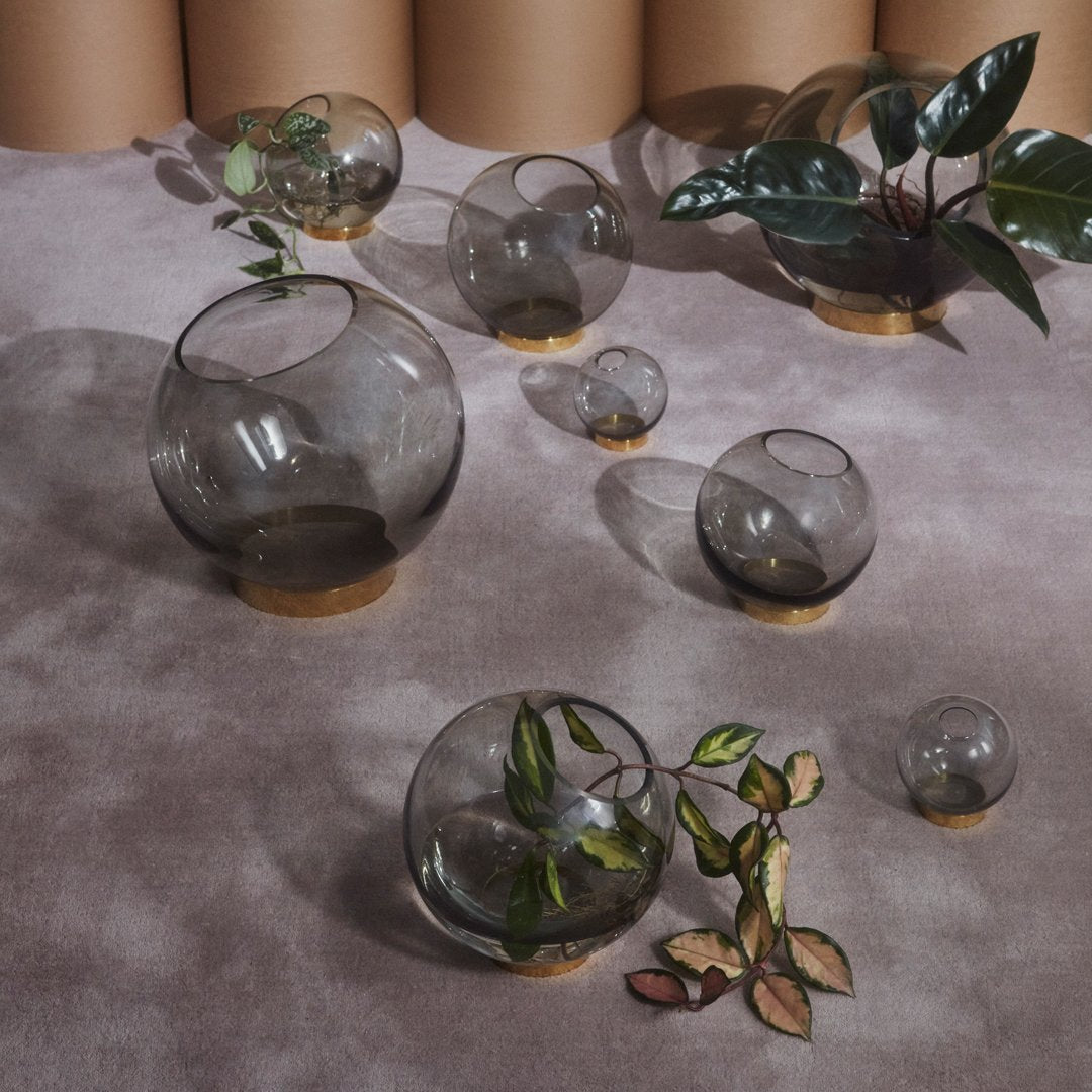 Globe Vase with Stand - Set of 4 - Decorative Glass Vase for Home, Office, Wedding Centerpiece, and Gift Giving