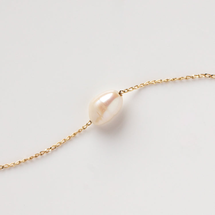 Solid Gold Single Pearl Chain Bracelet - Elegant & Timeless Jewelry for Women | Perfect for Weddings, Anniversaries & Special Occasions