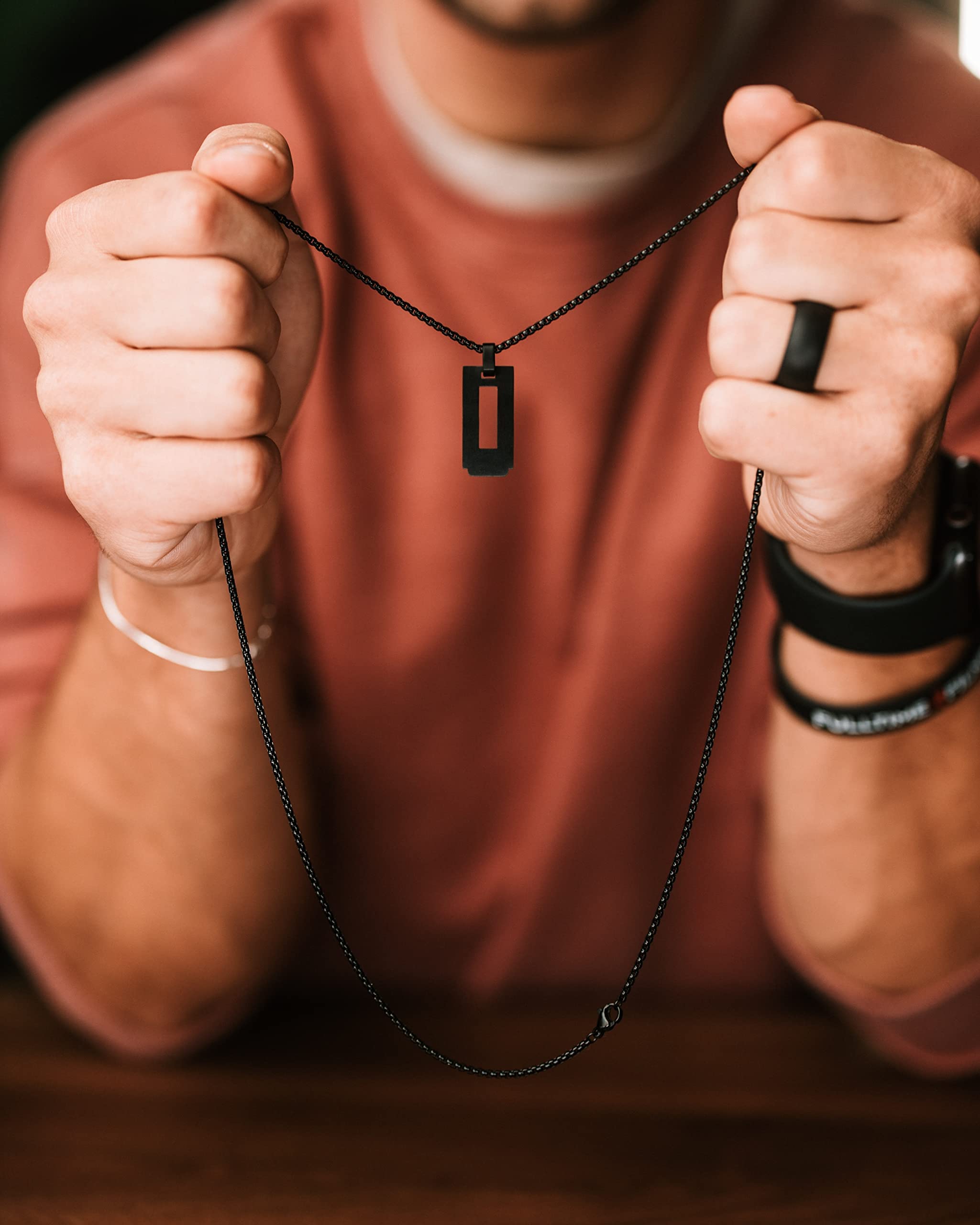 Professional Camera Necklace Tool - Large Flat Black Pendant for Photographers & Filmmakers - Perfect for Studio, Travel & Creative Work