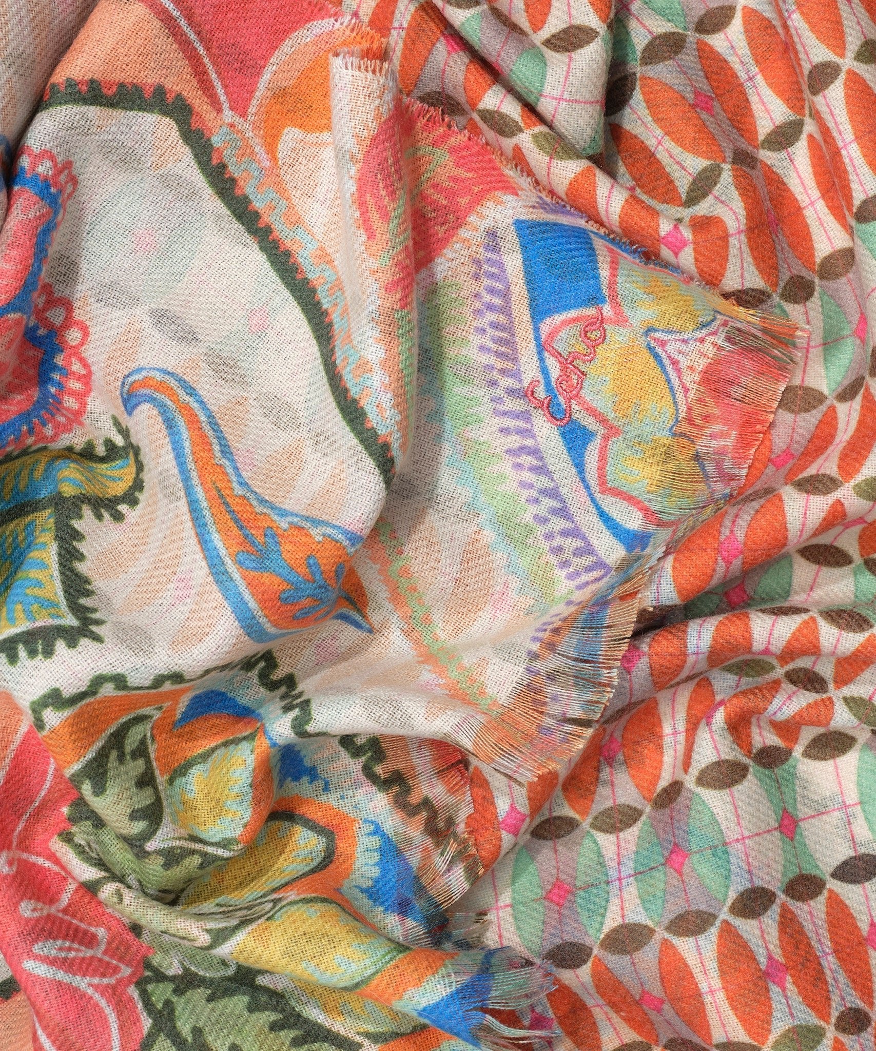Hypnotic Garden Double Face Scarf - Soft & Stylish Winter Fashion Accessory for Women - Perfect for Office, Travel and Special Occasions