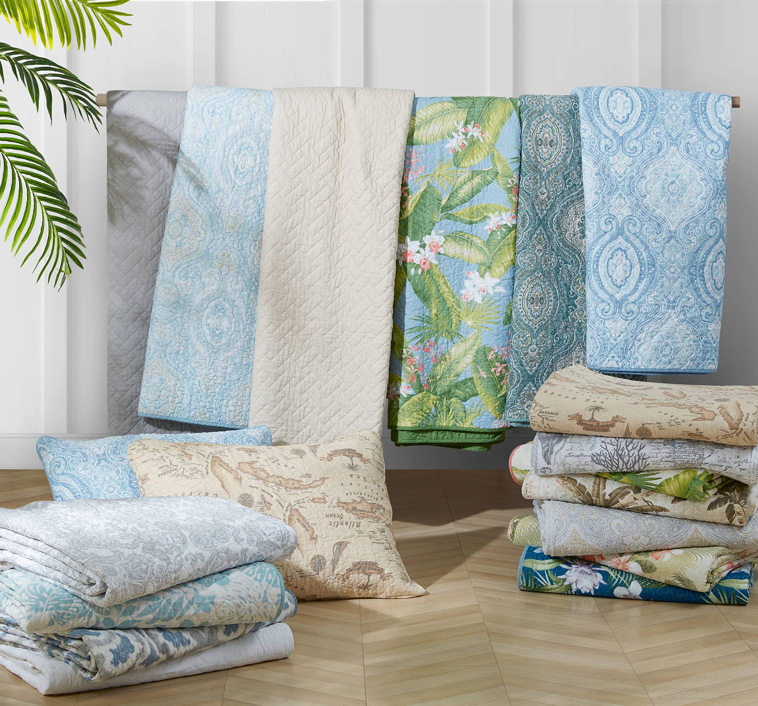 Tommy Bahama Reversible Queen Quilt Set - 100% Cotton Beach Themed Bedding with Matching Shams, All-Season Comfort in Beach Bliss Grey | Perfect for Coastal Bedrooms, Guest Rooms & Vacation Homes