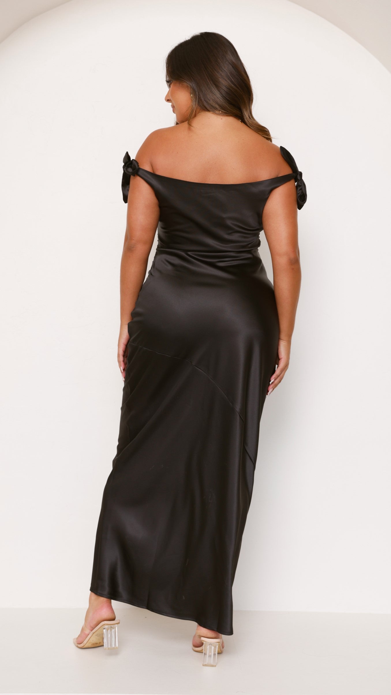 Frida Maxi Dress for Women - Elegant Black Long Summer Dress for Beach, Party & Vacation