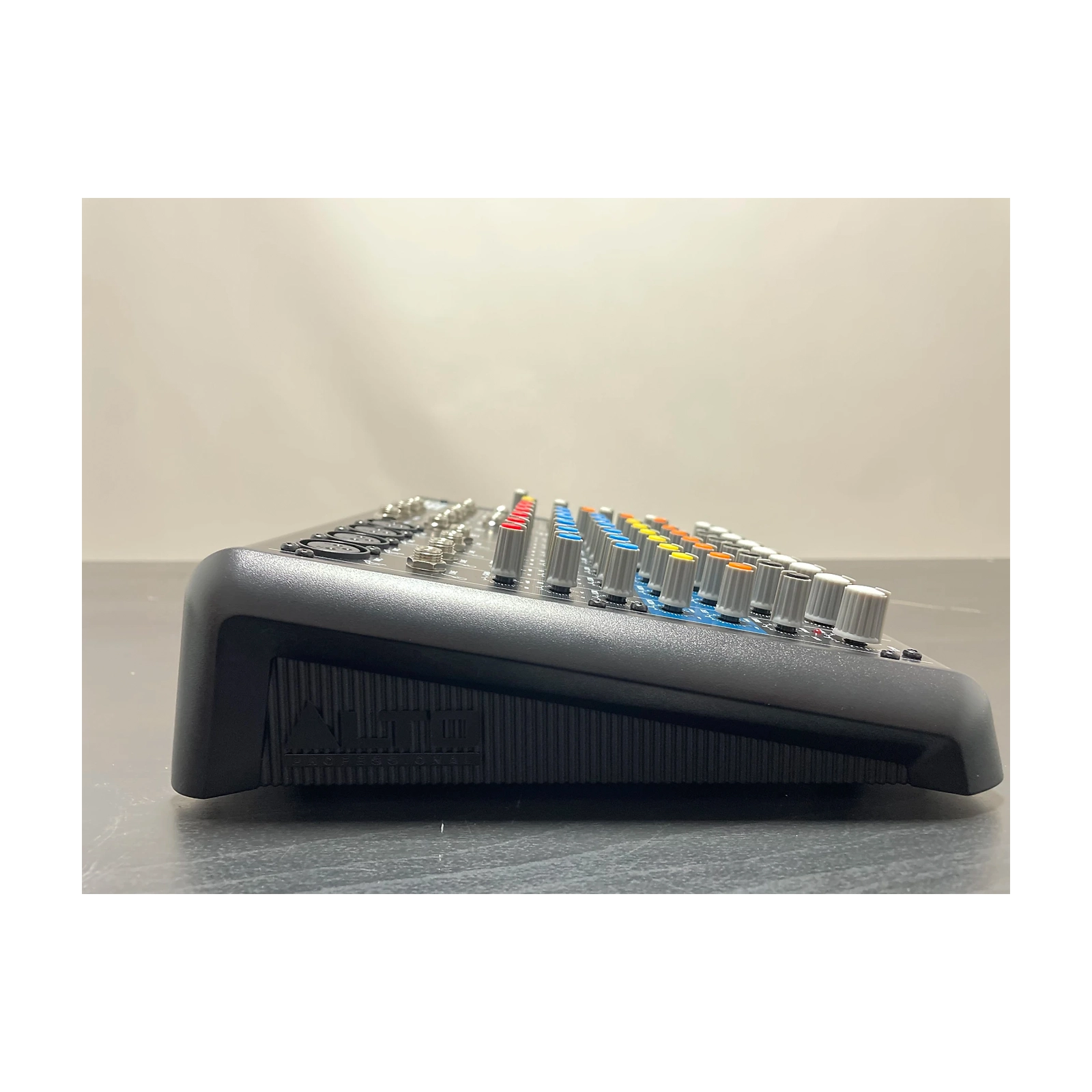 Alto Professional TrueMix 800FX 8-Channel Analog Audio Mixer with Multi-FX Effects - B-Stock (Perfect for Live Performances, Studio Recording & DJ Setups)