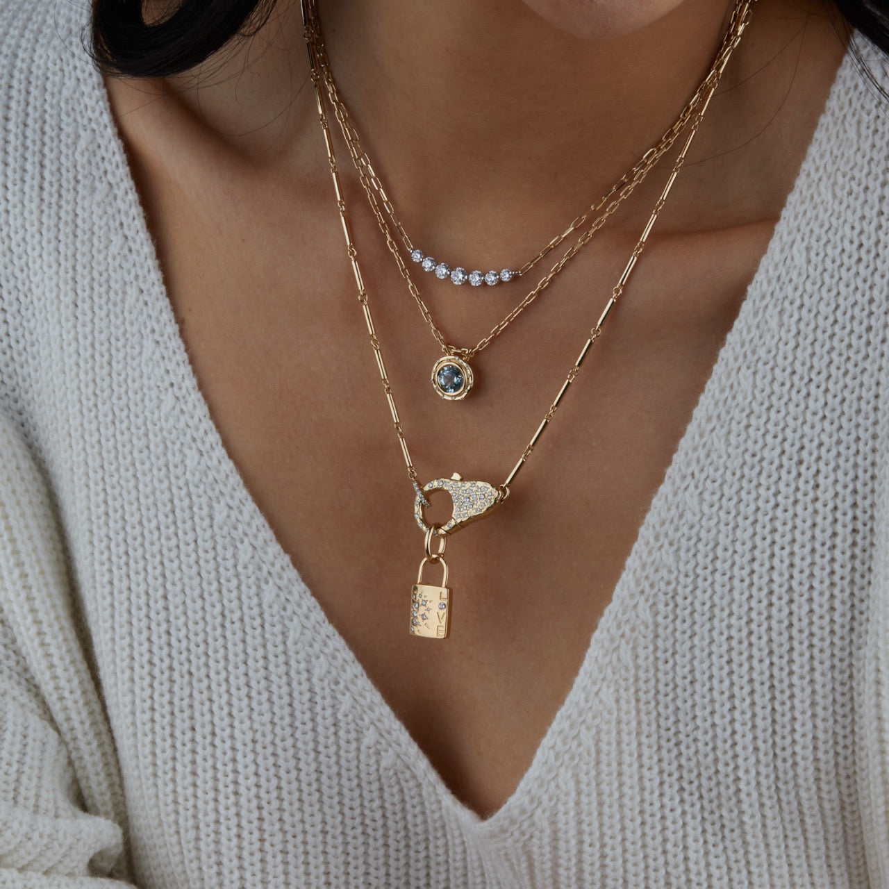 Romantic Love Lock Pendant Necklace - Heart-Shaped Couple Gift for Anniversary, Valentine's Day & Wedding - Perfect for Date Nights & Special Occasions