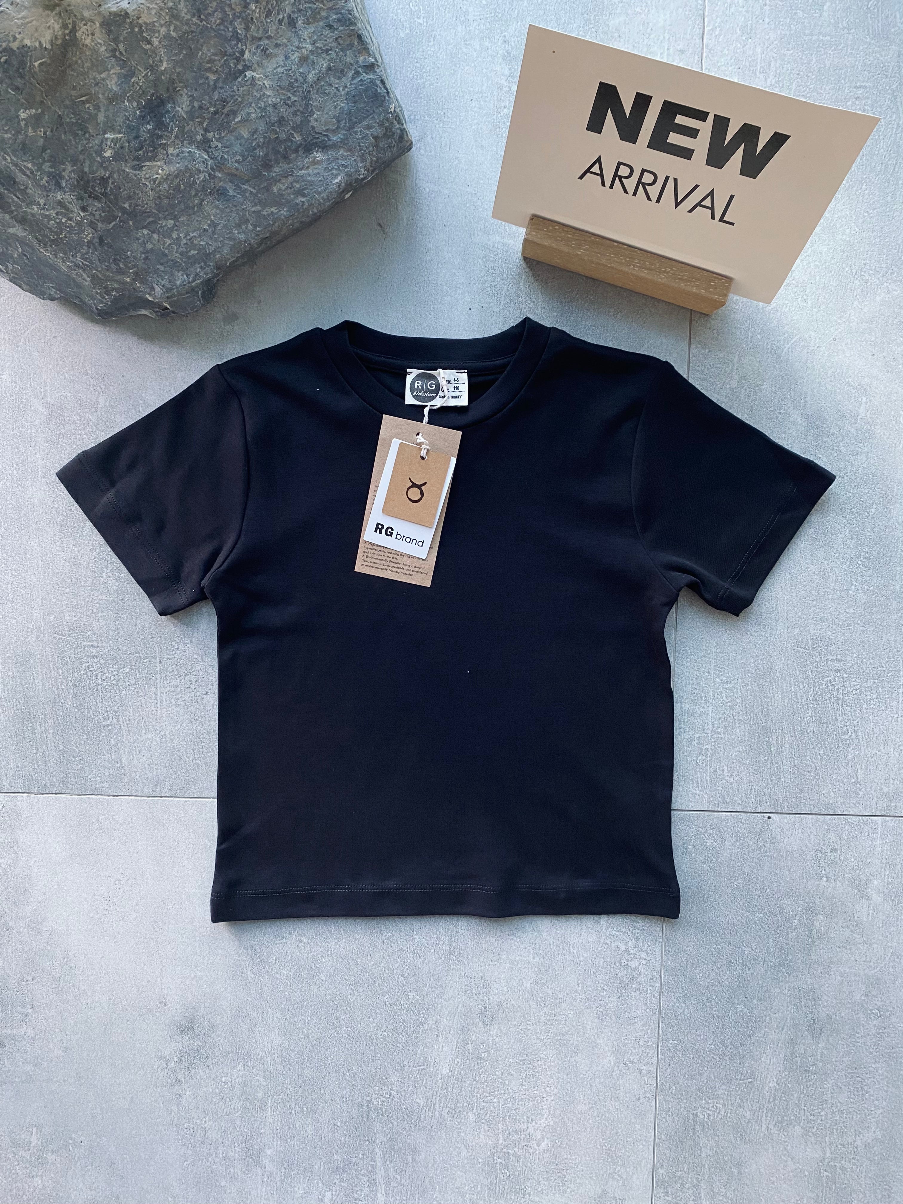100% Cotton Basic T-Shirt for Men & Women | Soft Breathable Casual Tee | Perfect for Everyday Wear, Gym & Outfits