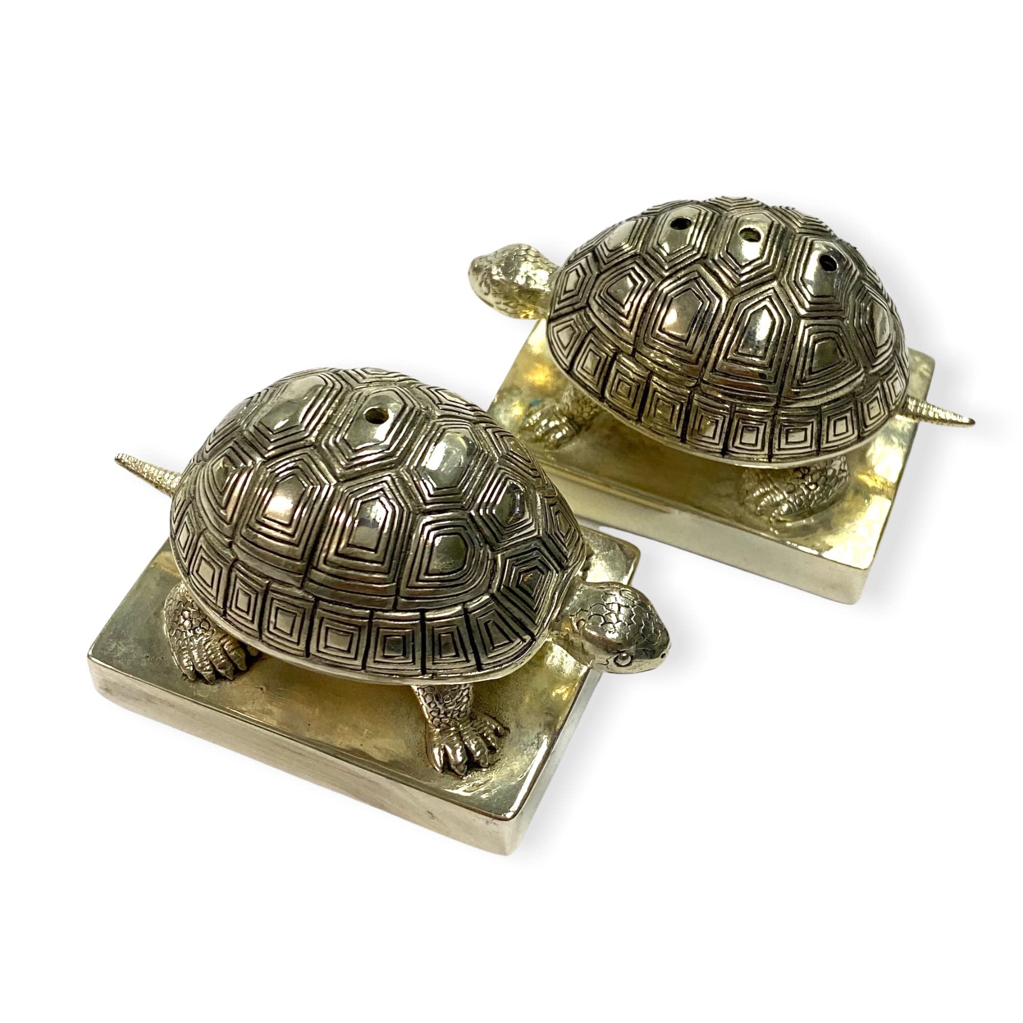 925 Silver Plated Novelty Turtle Salt and Pepper Shakers Set - Cute Kitchen Decor for Dining Table, Housewarming Gift, Wedding Present