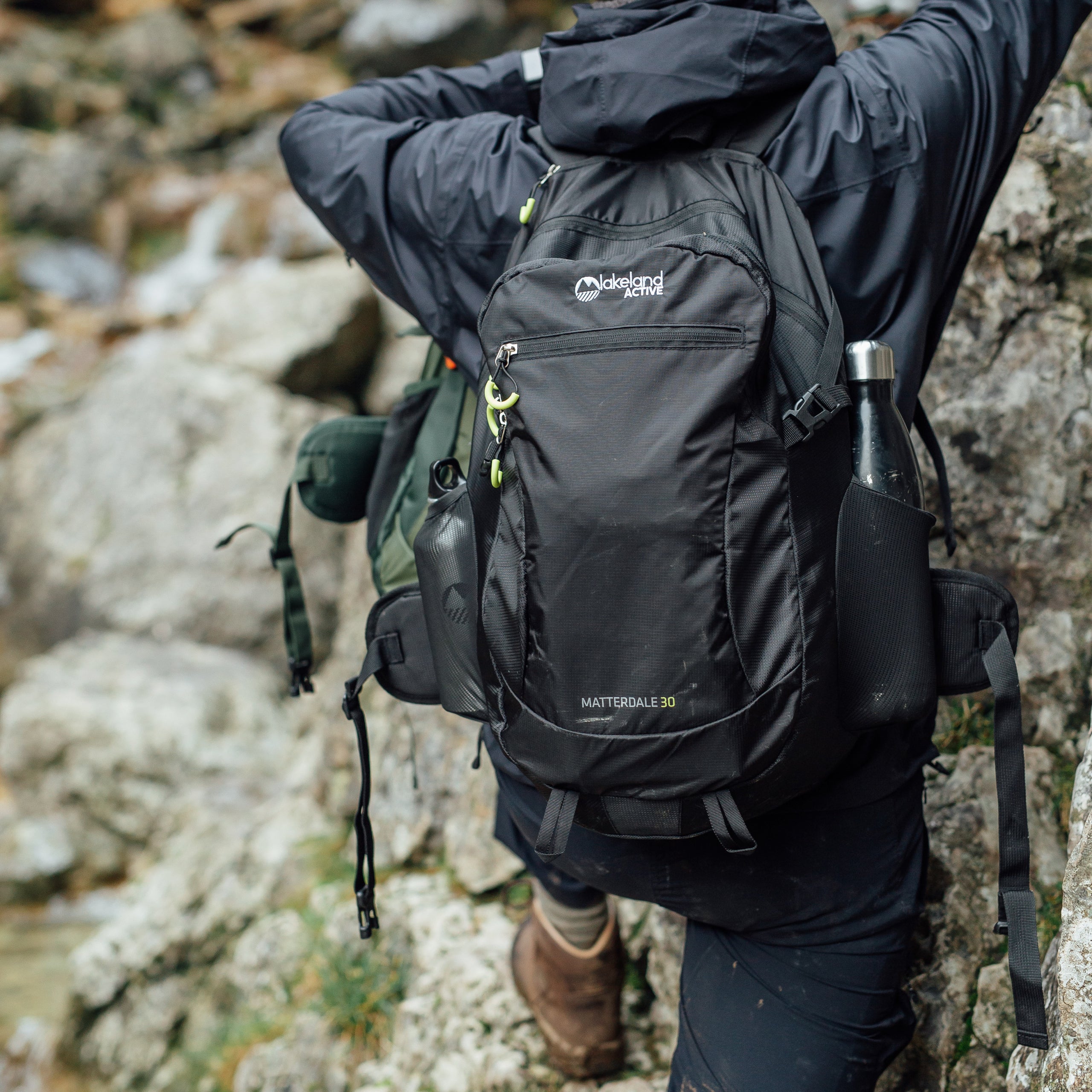 Lightweight 30L Hiking Backpack - Waterproof Daypack for Outdoor Camping, Travel & School - Durable Matterdale Backpack for Men & Women